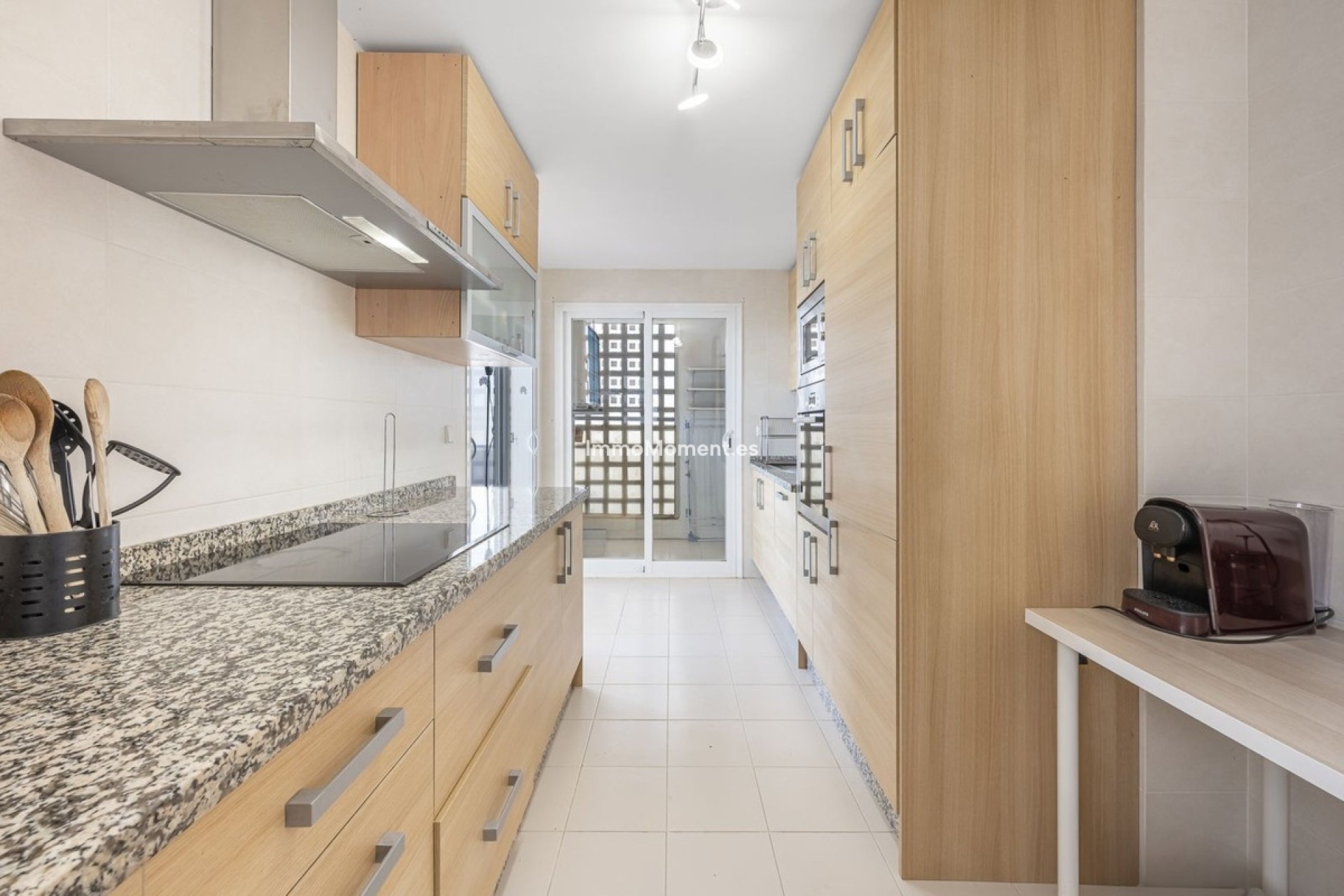 Resale - Apartment - Marbella - La Mairena