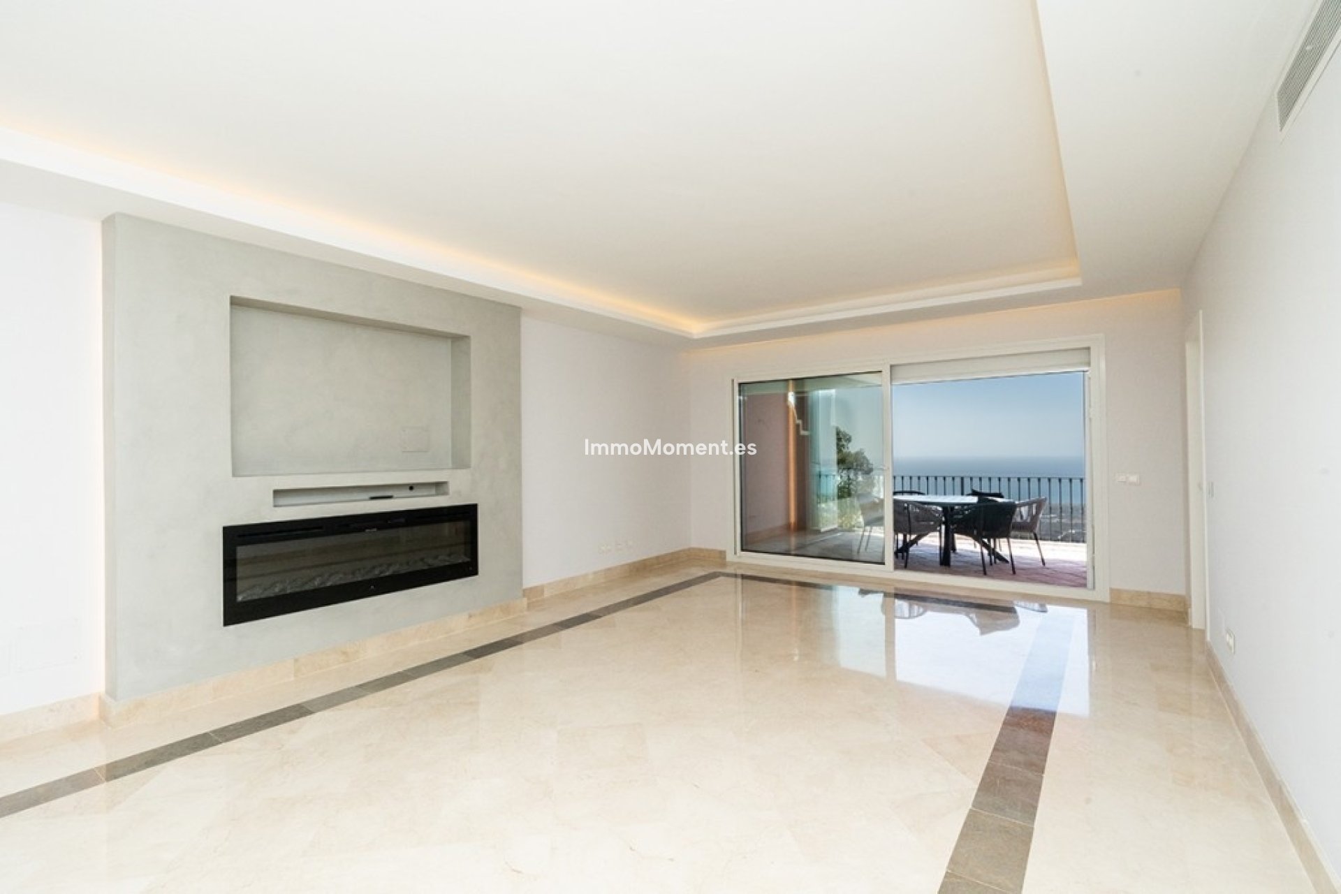 Resale - Apartment - Marbella - La Mairena