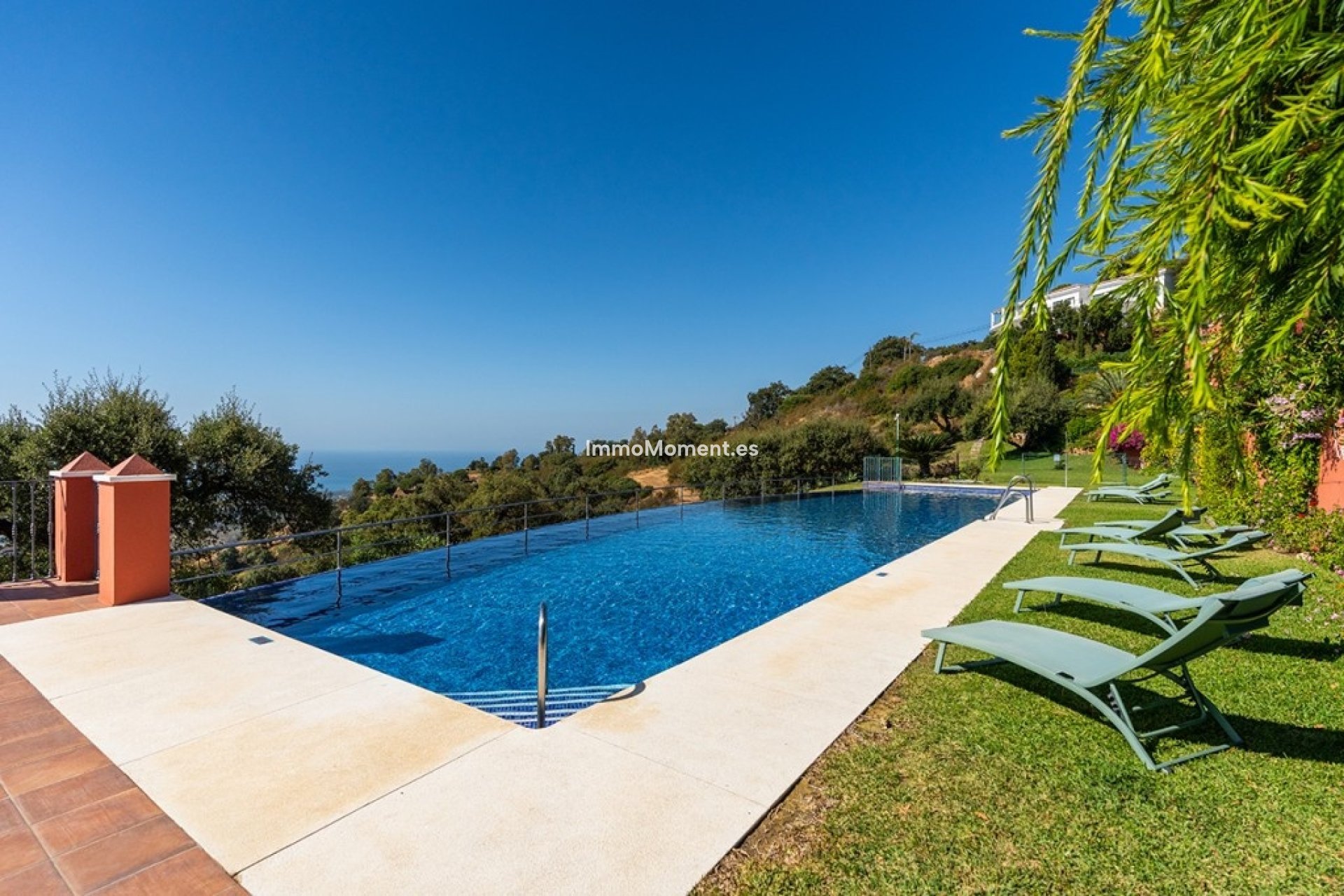 Resale - Apartment - Marbella - La Mairena