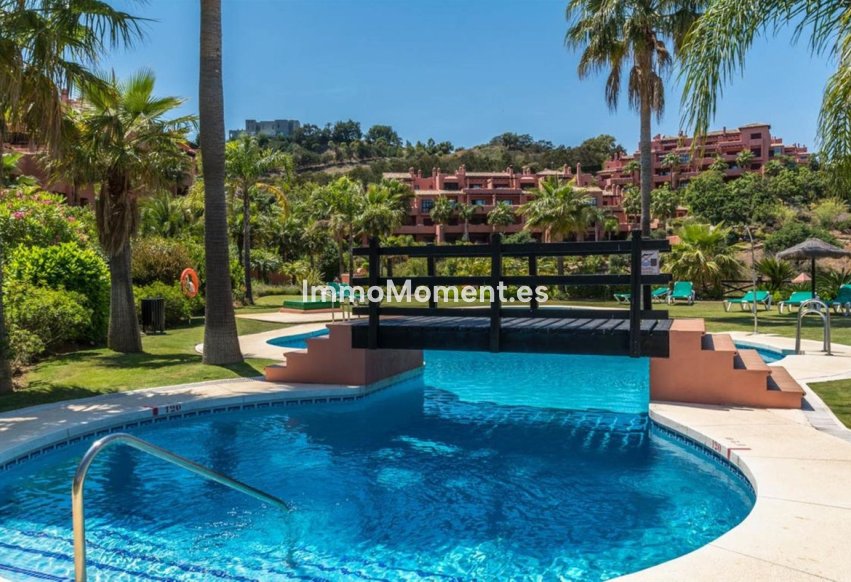 Resale - Apartment - Marbella - La Mairena