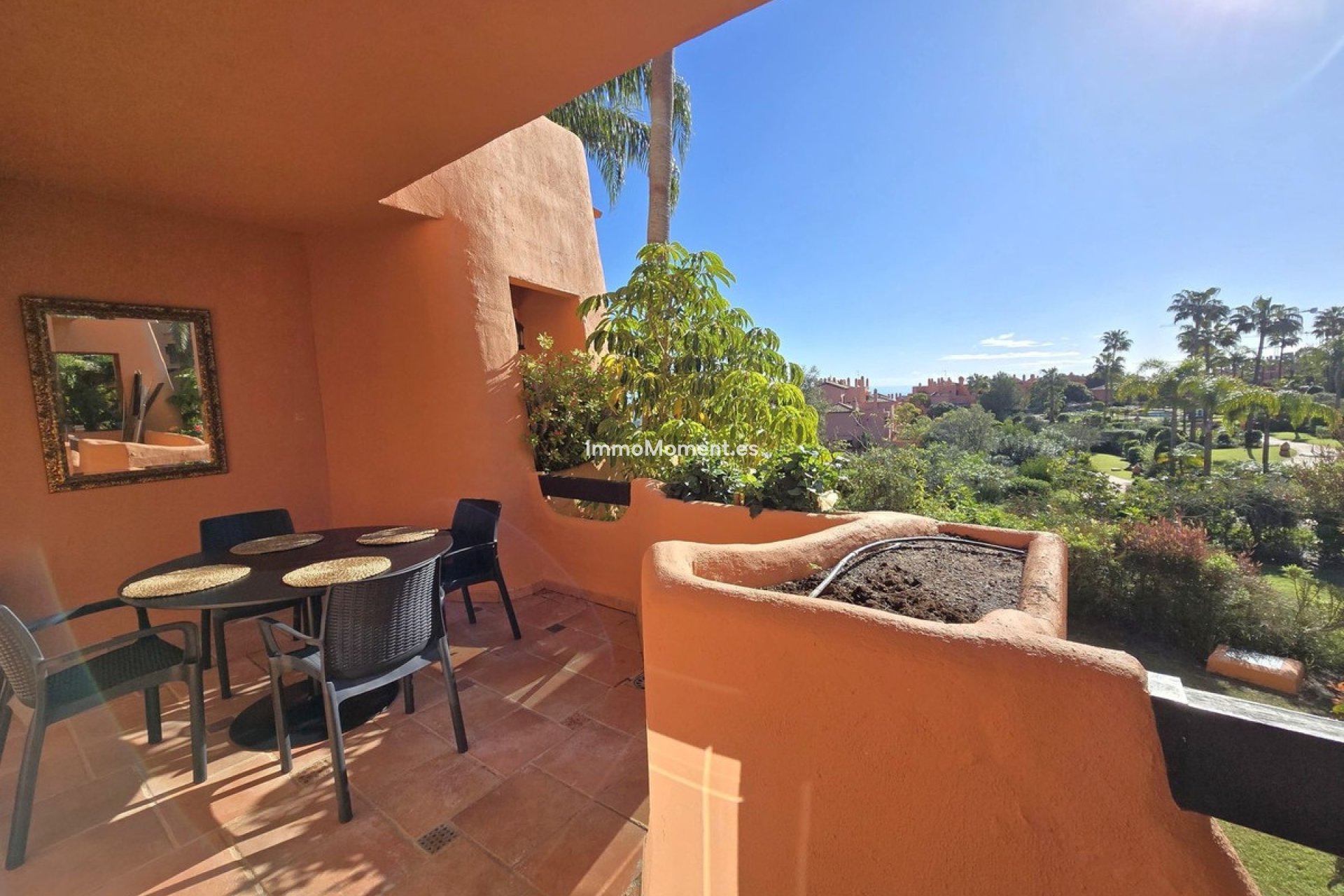 Resale - Apartment - Marbella - La Mairena
