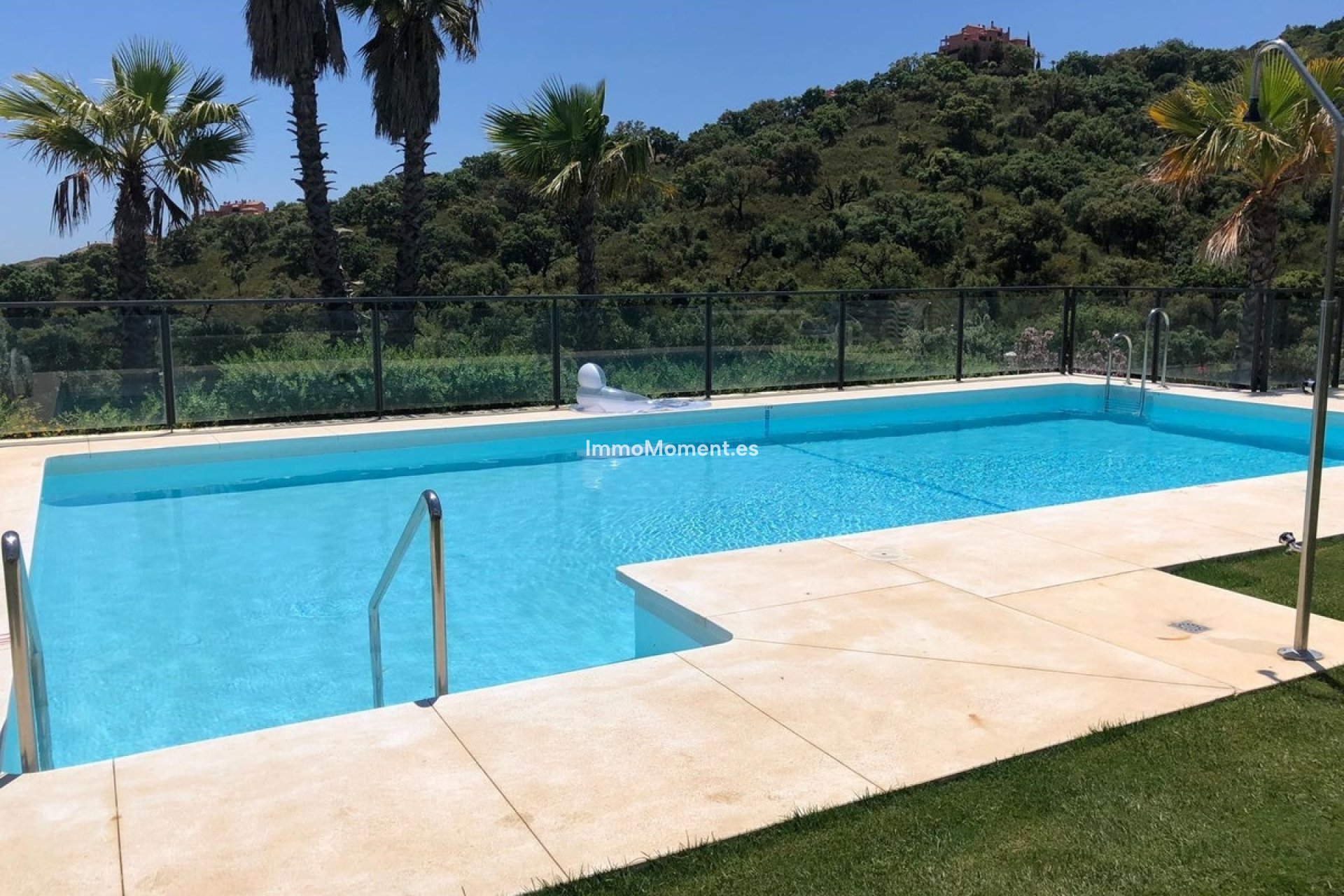 Resale - Apartment - Marbella - La Mairena