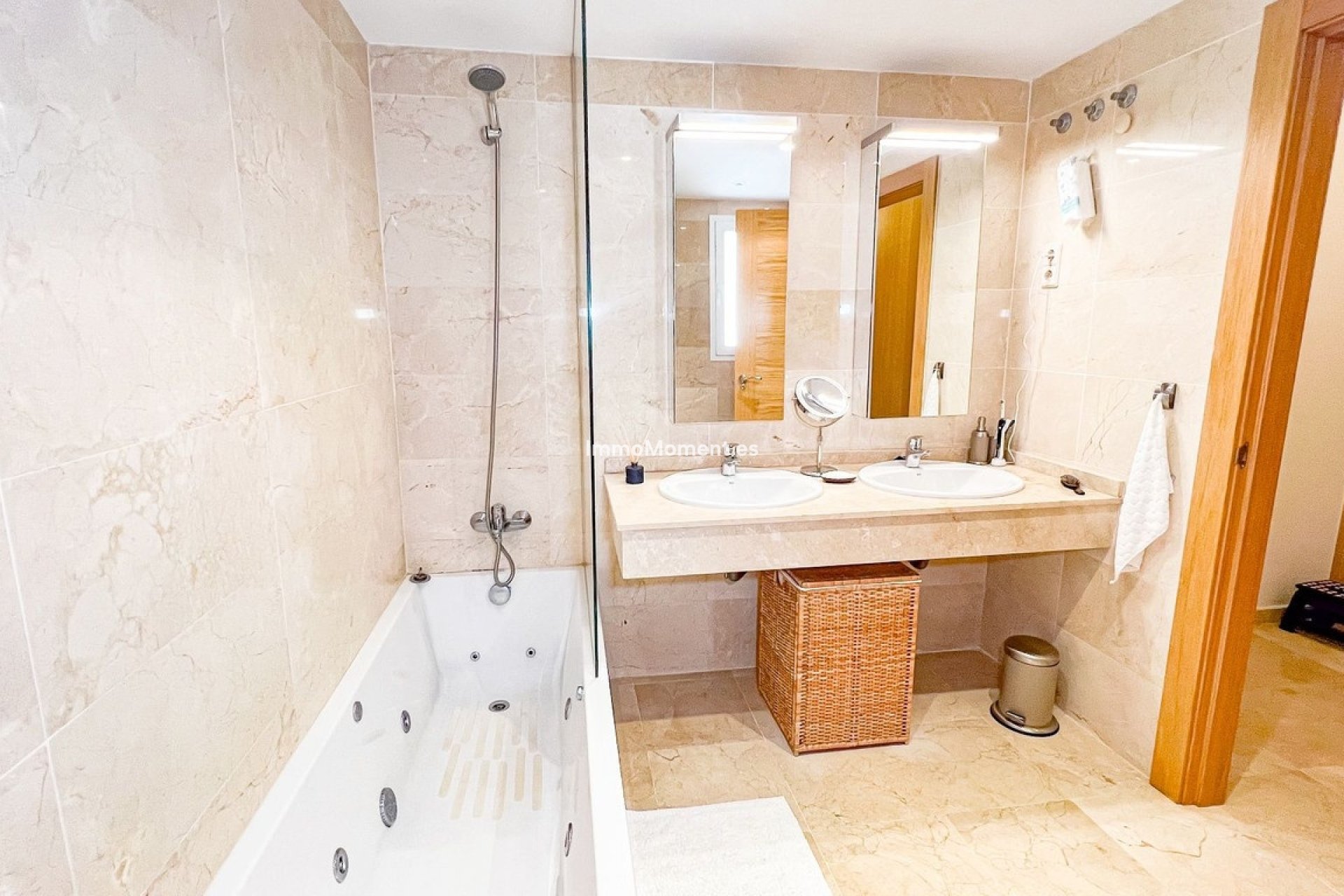 Resale - Apartment - Marbella - La Mairena