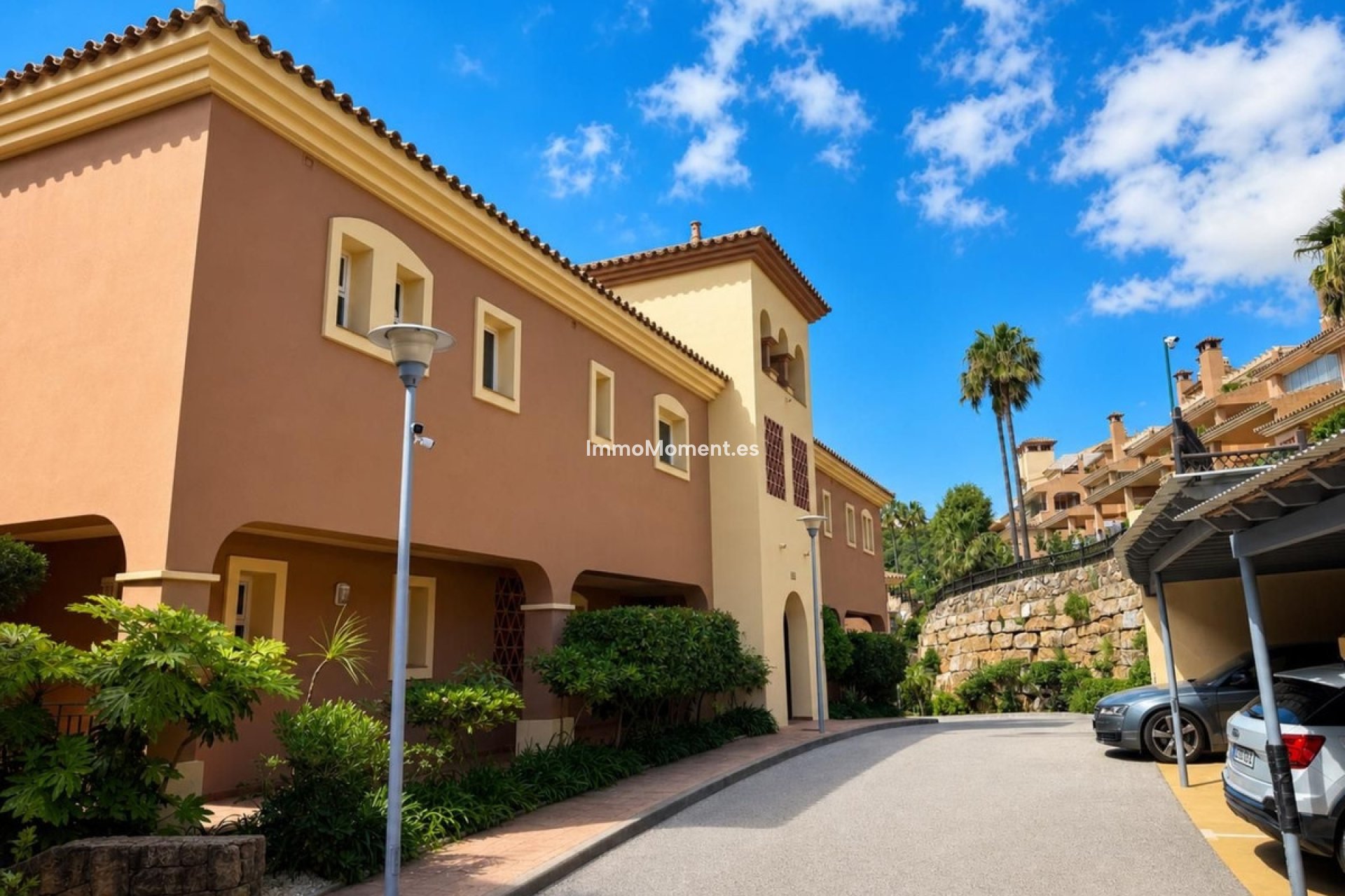 Resale - Apartment - Marbella - La Mairena