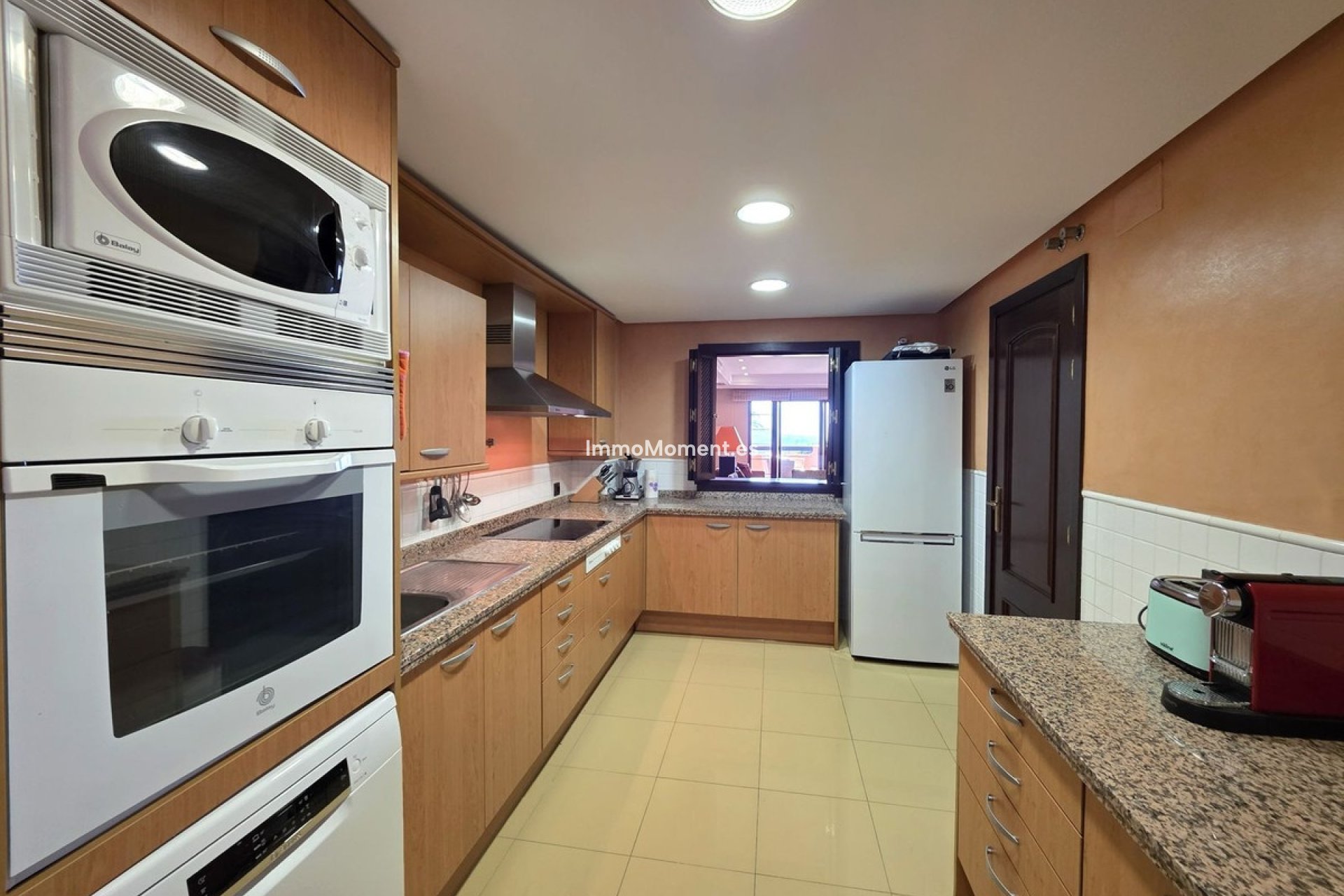 Resale - Apartment - Marbella - La Mairena
