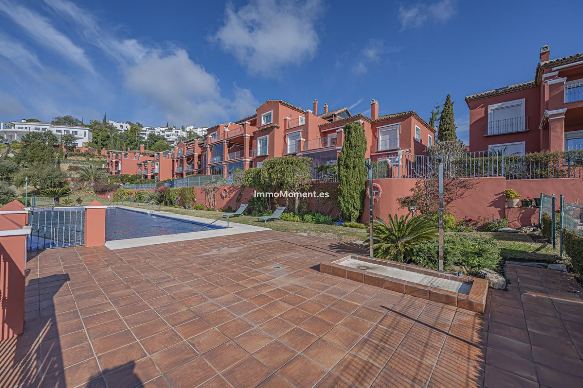 Resale - Apartment - Marbella - La Mairena