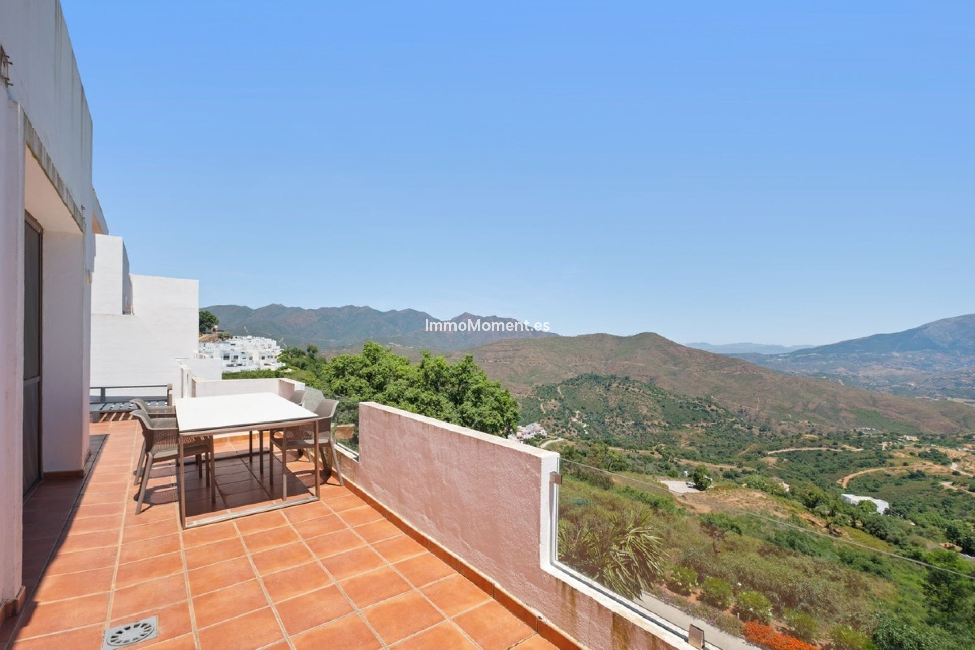 Resale - Apartment - Marbella - La Mairena