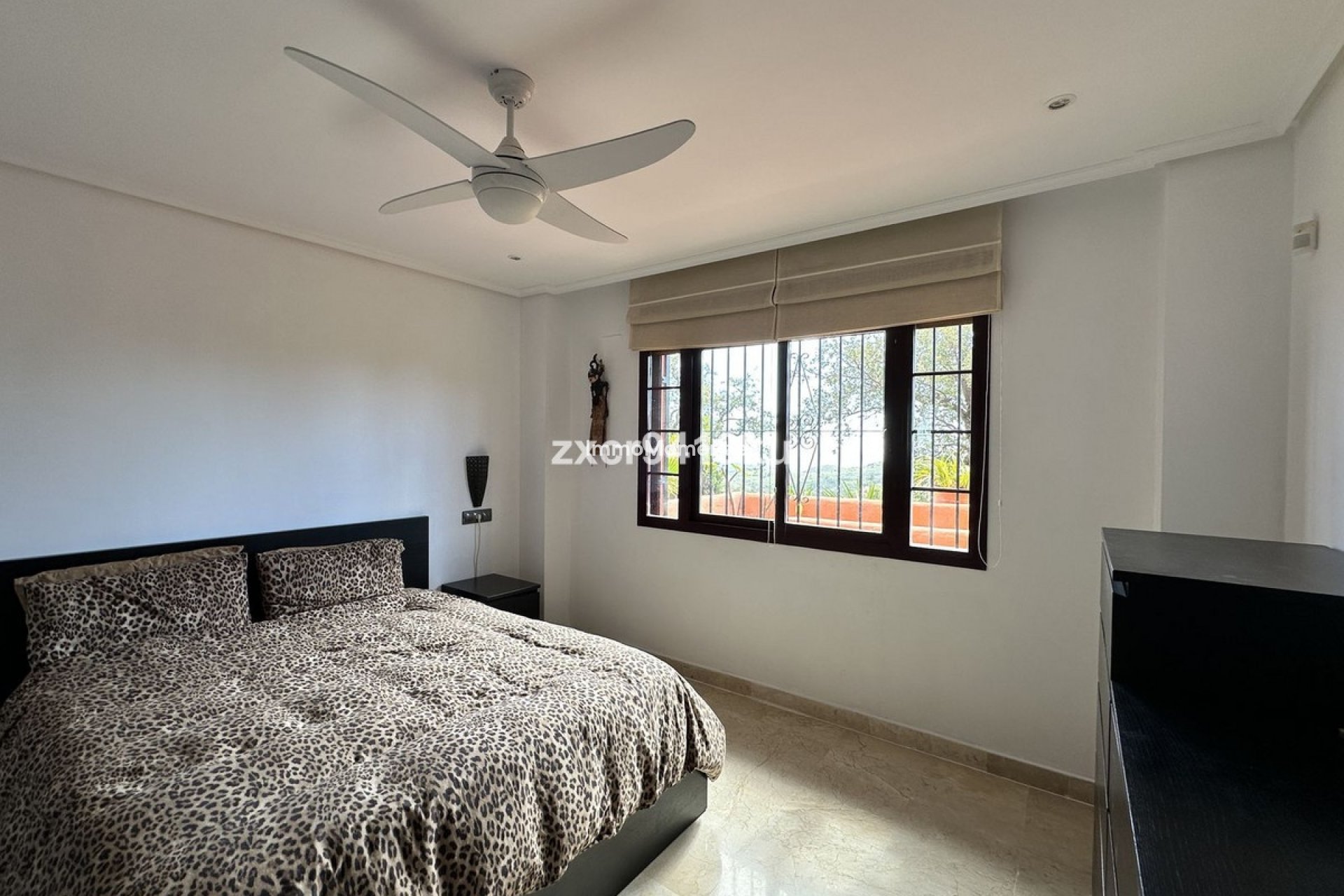 Resale - Apartment - Marbella - La Mairena
