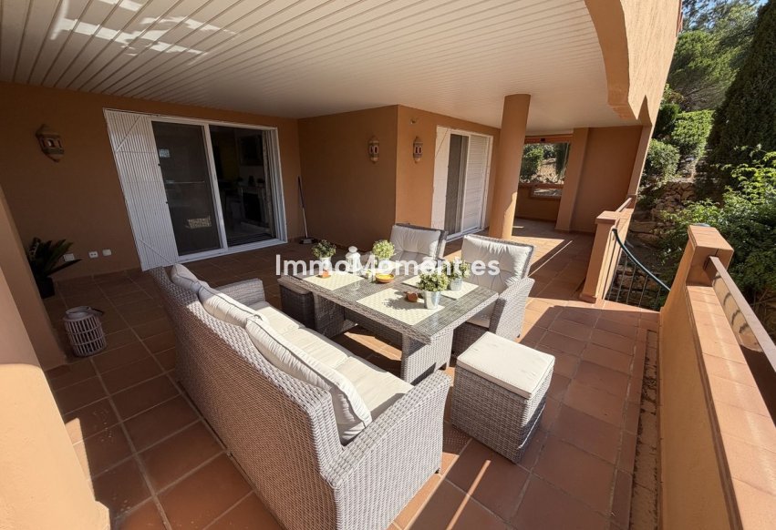 Resale - Apartment - Marbella - La Mairena
