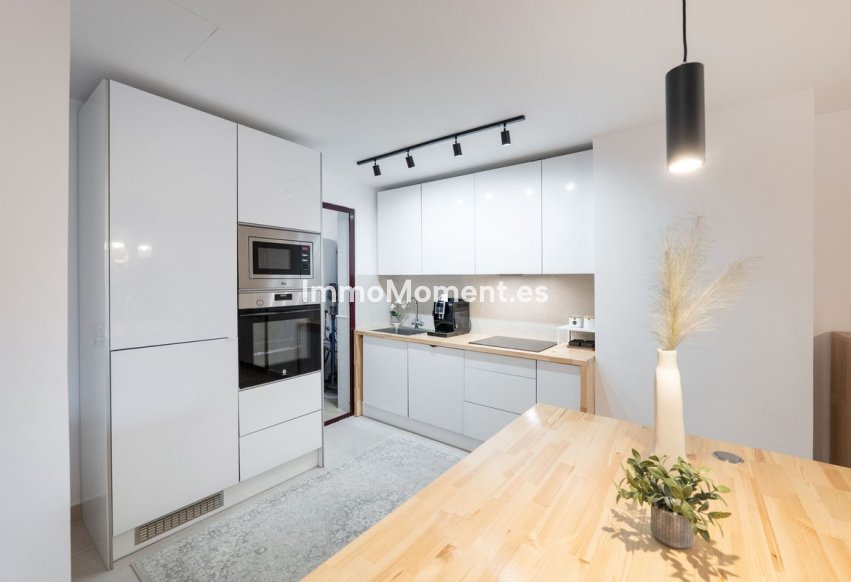 Resale - Apartment - Marbella - La Mairena