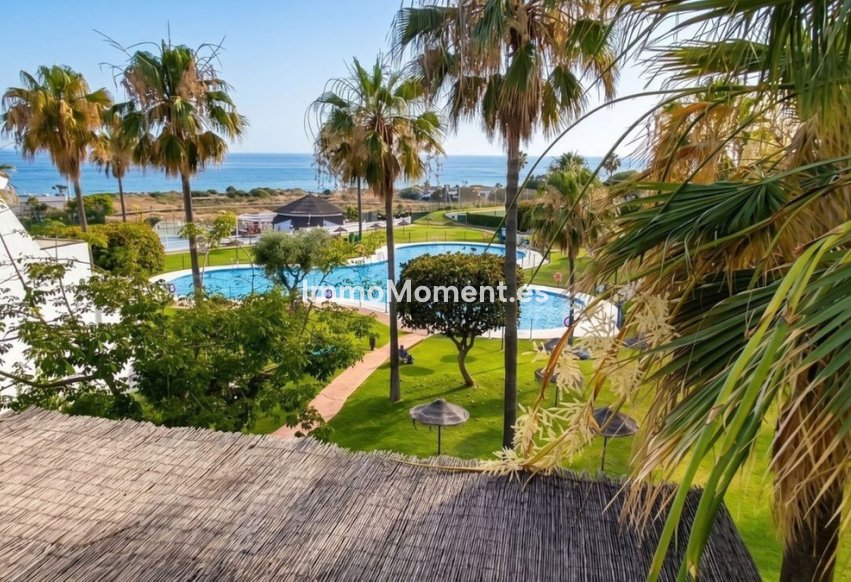 Resale - Apartment - Marbella - Las Chapas