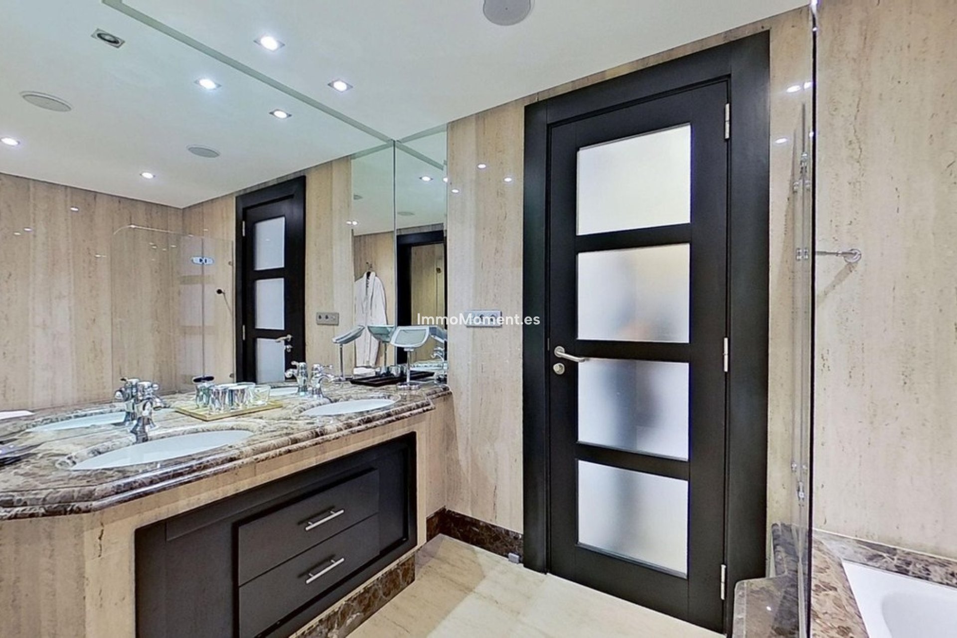 Resale - Apartment - Marbella - Los Monteros