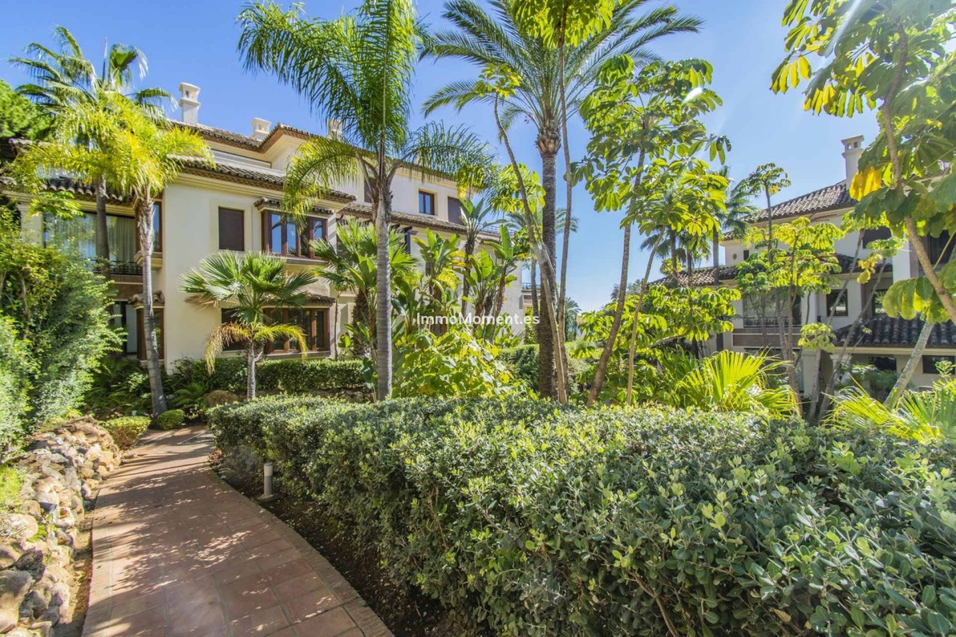 Resale - Apartment - Marbella - Los Monteros