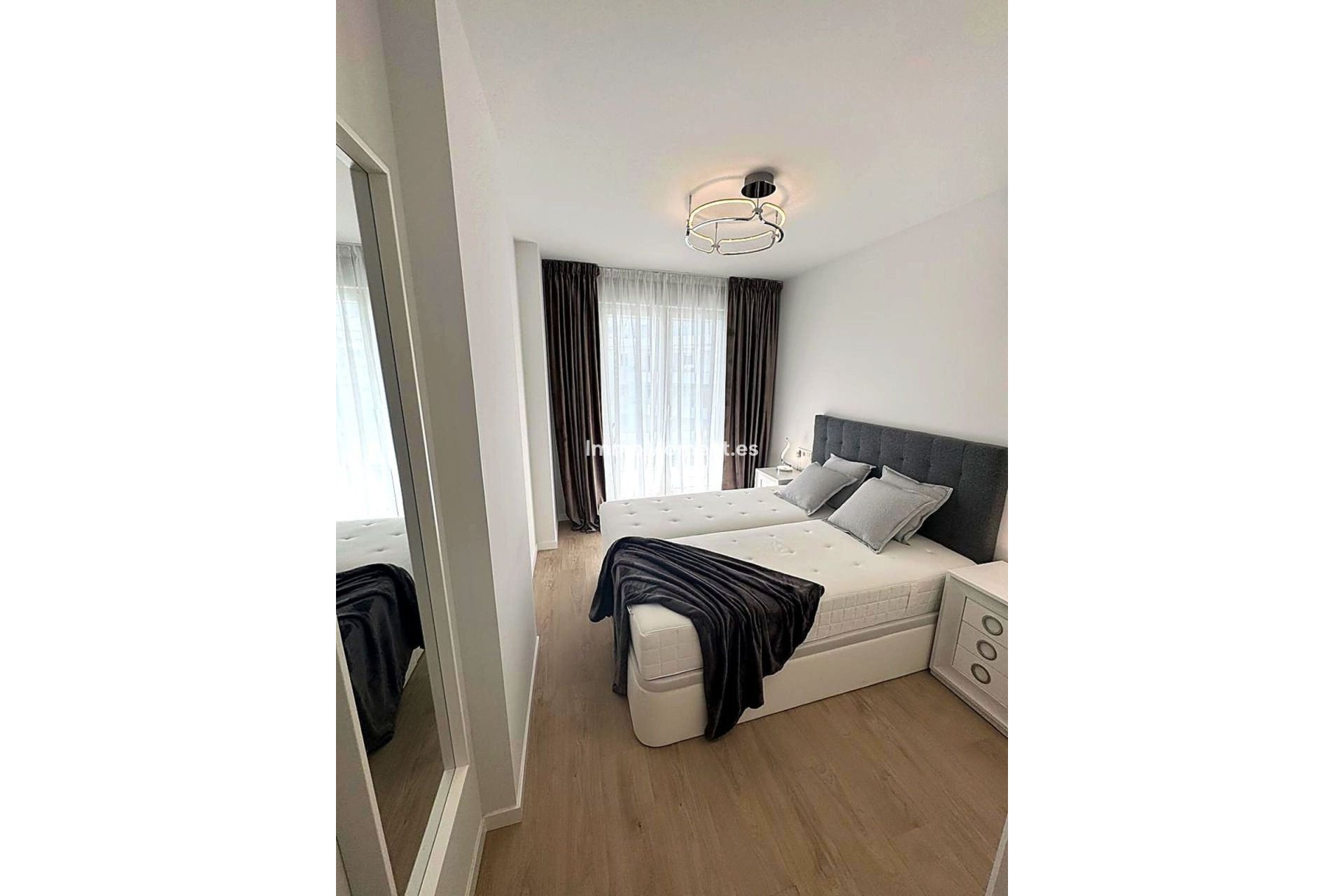 Resale - Apartment - Marbella - Marbella Centro
