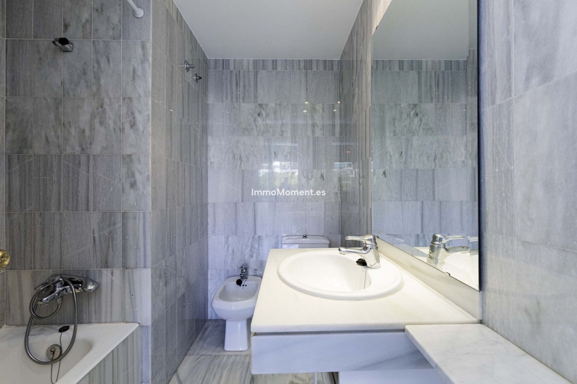 Resale - Apartment - Marbella - Marbella Centro