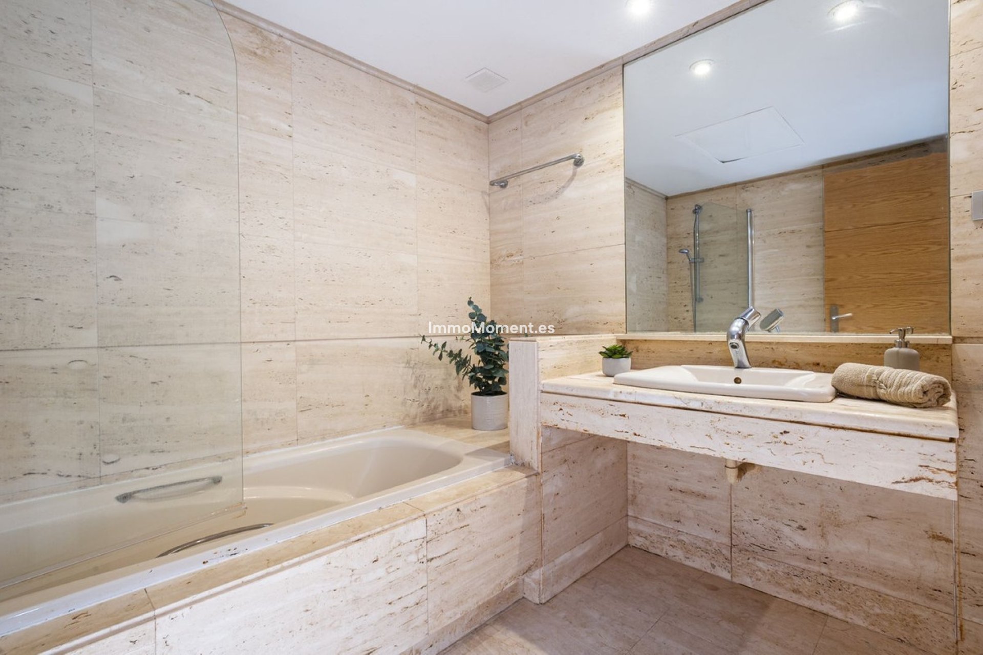 Resale - Apartment - Marbella - Marbella Centro