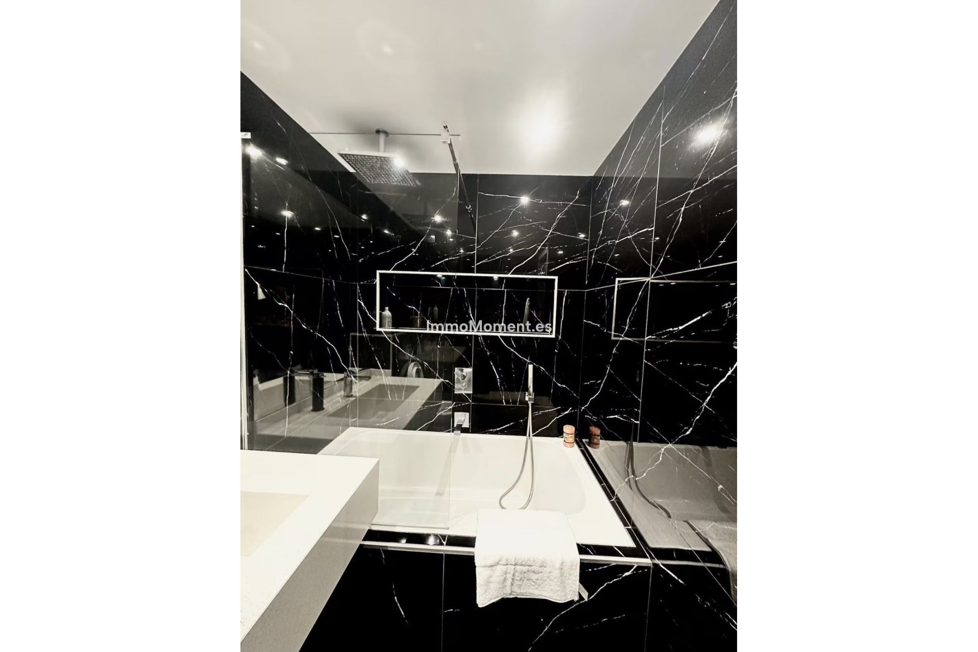 Resale - Apartment - Marbella - Marbella Centro