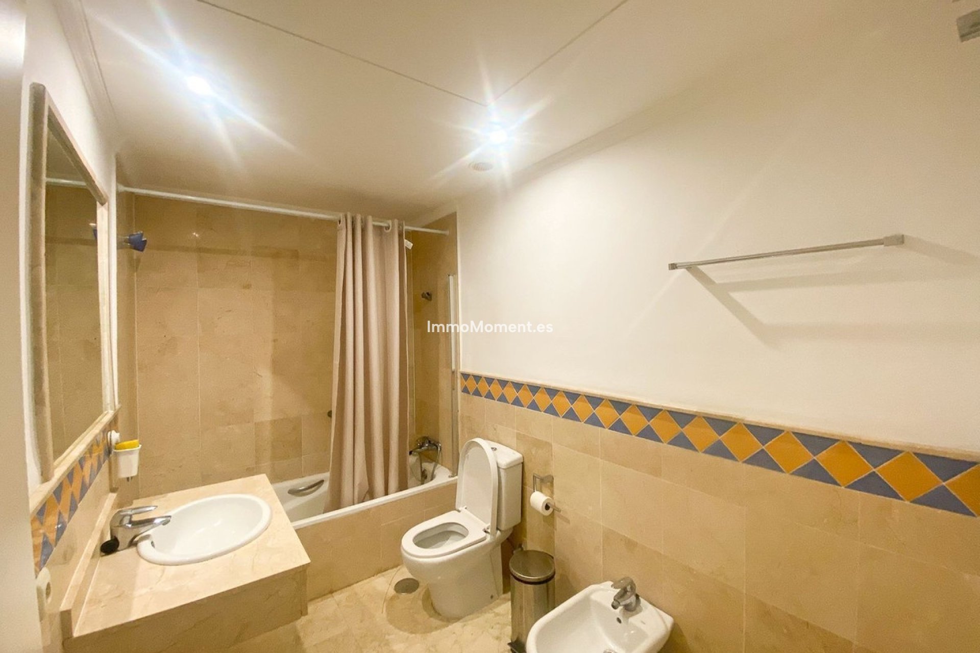 Resale - Apartment - Marbella - Marbella Centro