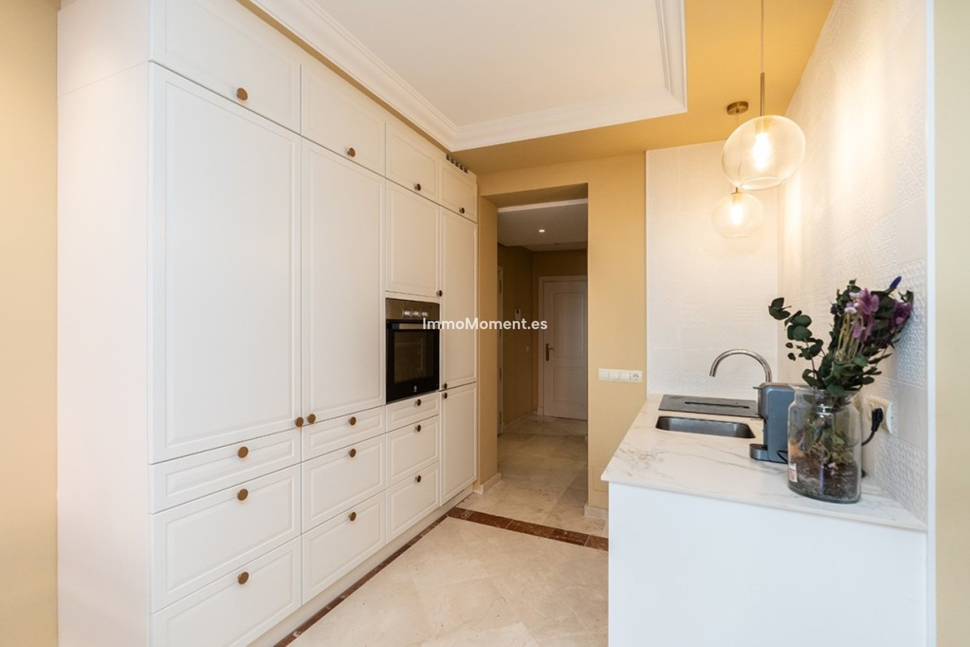 Resale - Apartment - Marbella - Marbella Centro