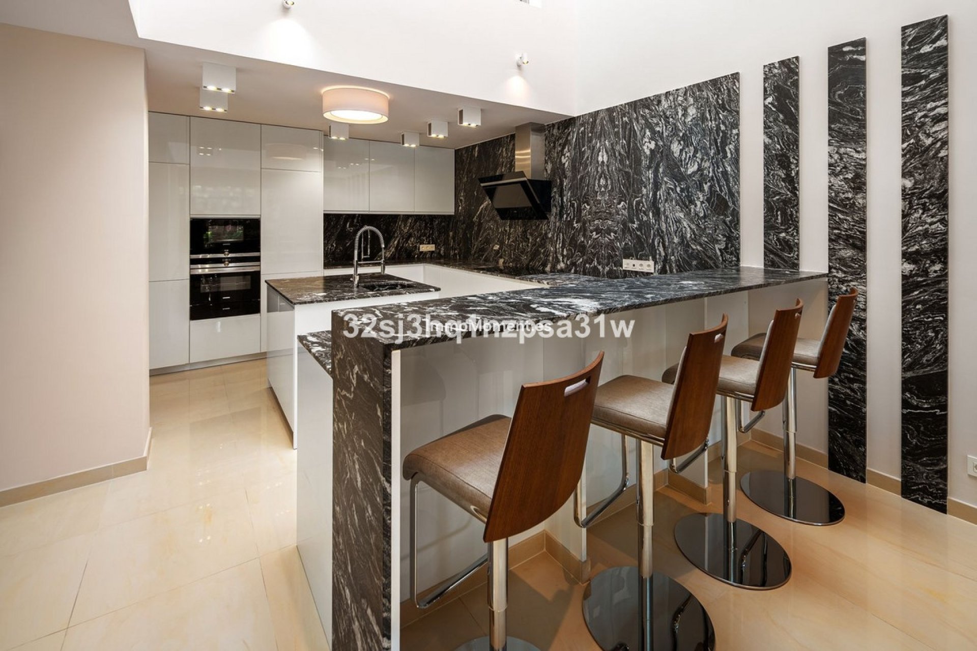Resale - Apartment - Marbella - Marbella Centro