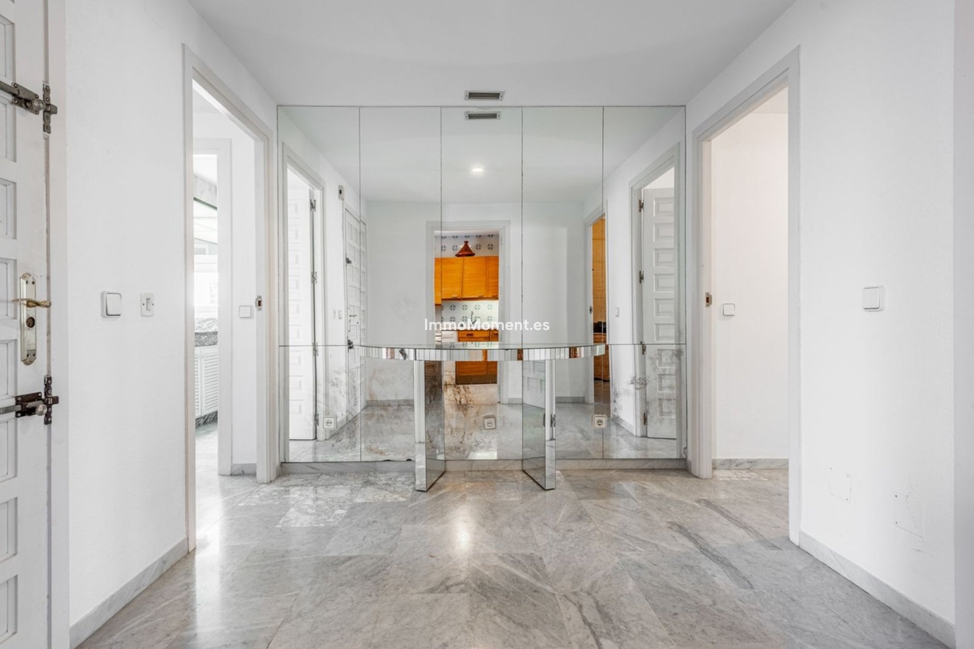 Resale - Apartment - Marbella - Marbella Centro