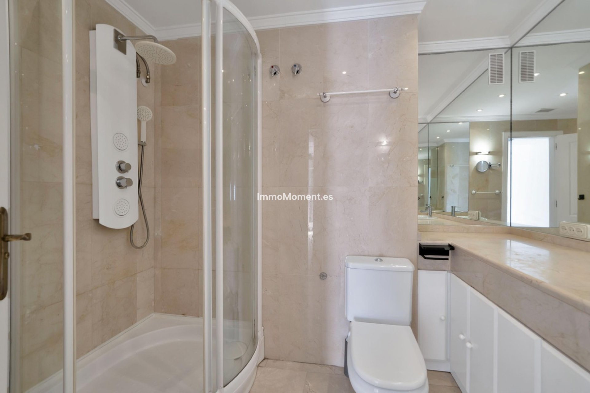Resale - Apartment - Marbella - Marbella Centro