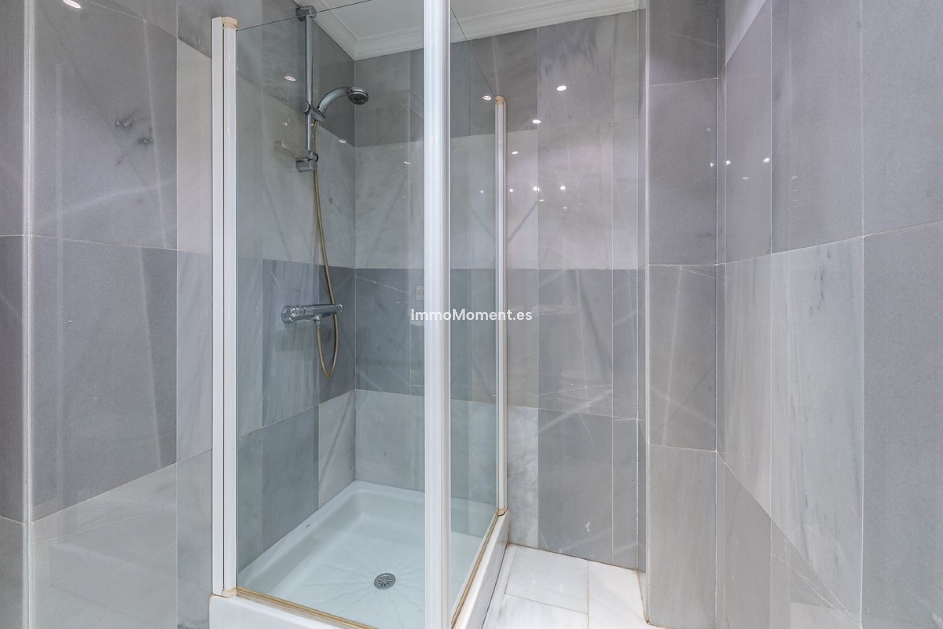 Resale - Apartment - Marbella - Marbella Centro