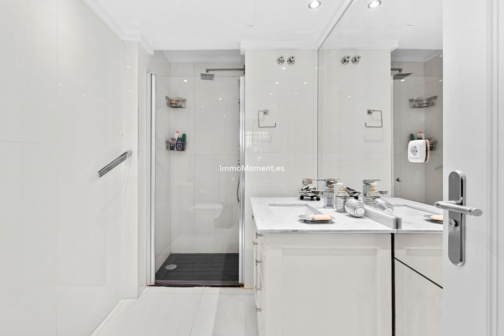 Resale - Apartment - Marbella - Marbella Centro