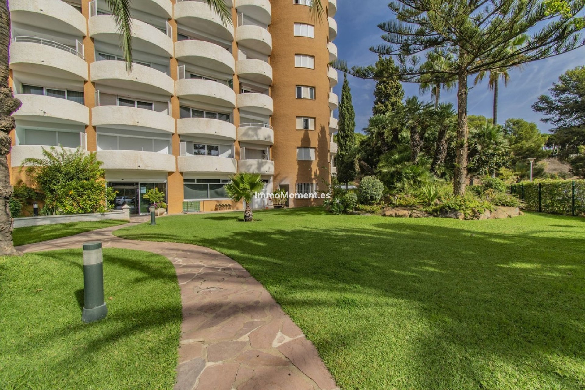 Resale - Apartment - Marbella - Marbesa