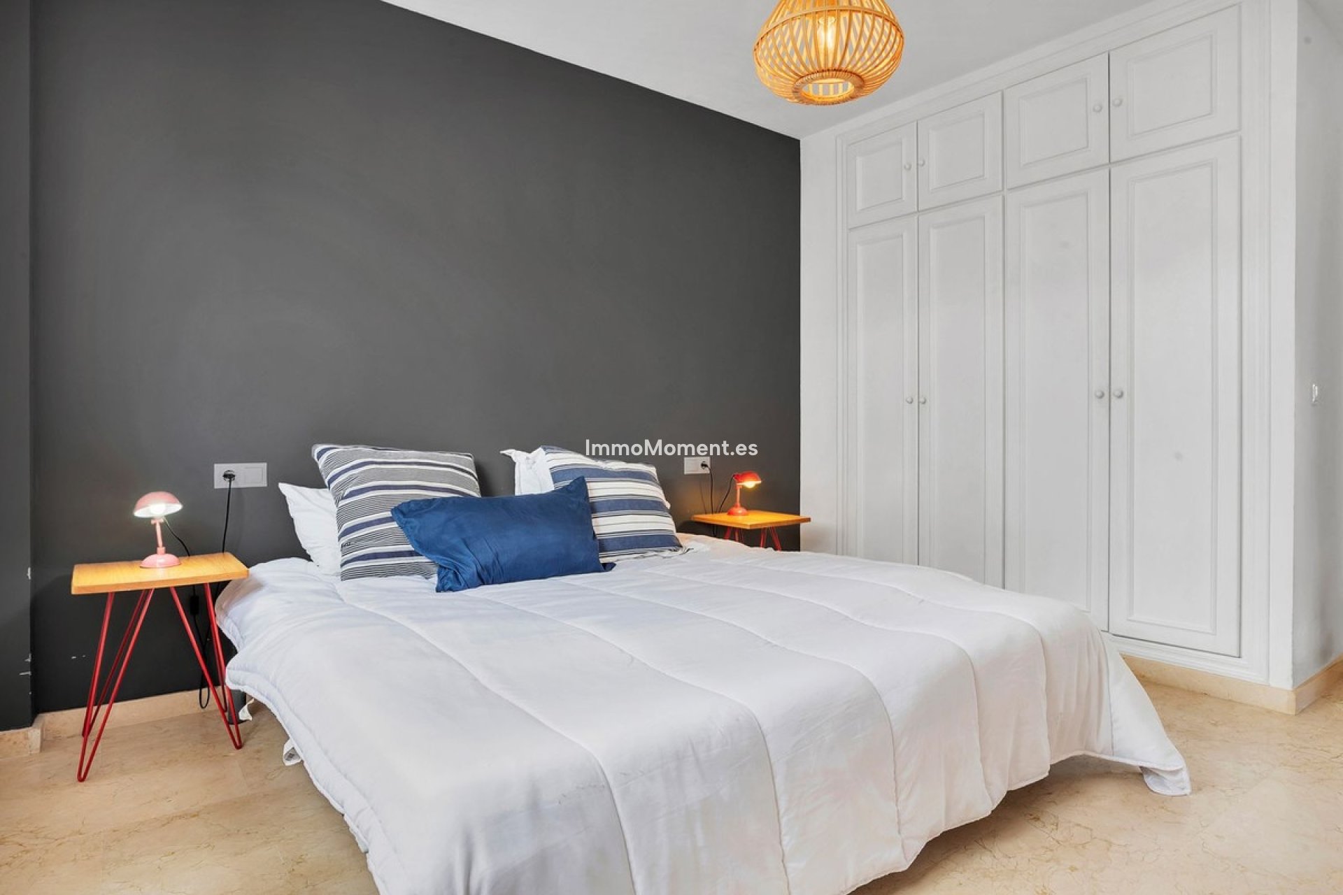 Resale - Apartment - Marbella - Marbesa