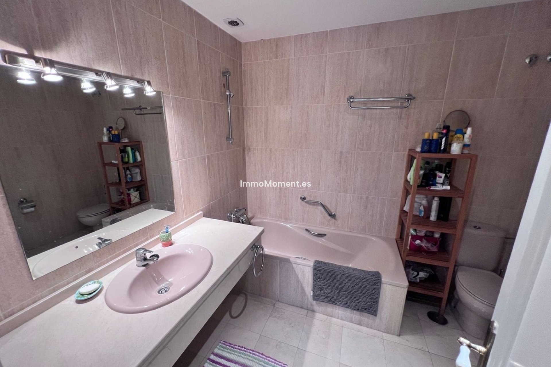 Resale - Apartment - Marbella - Marbesa