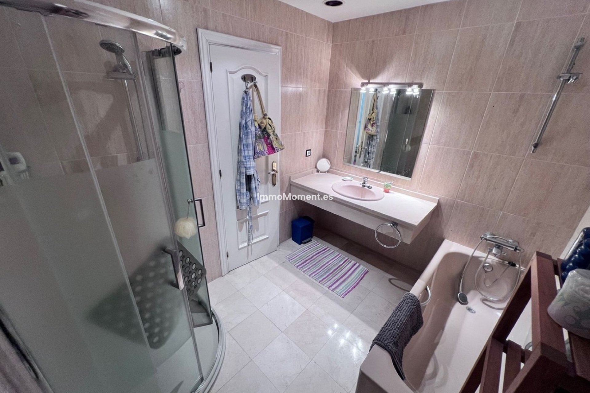 Resale - Apartment - Marbella - Marbesa