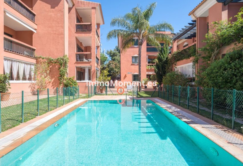 Resale - Apartment - Marbella - Marbesa