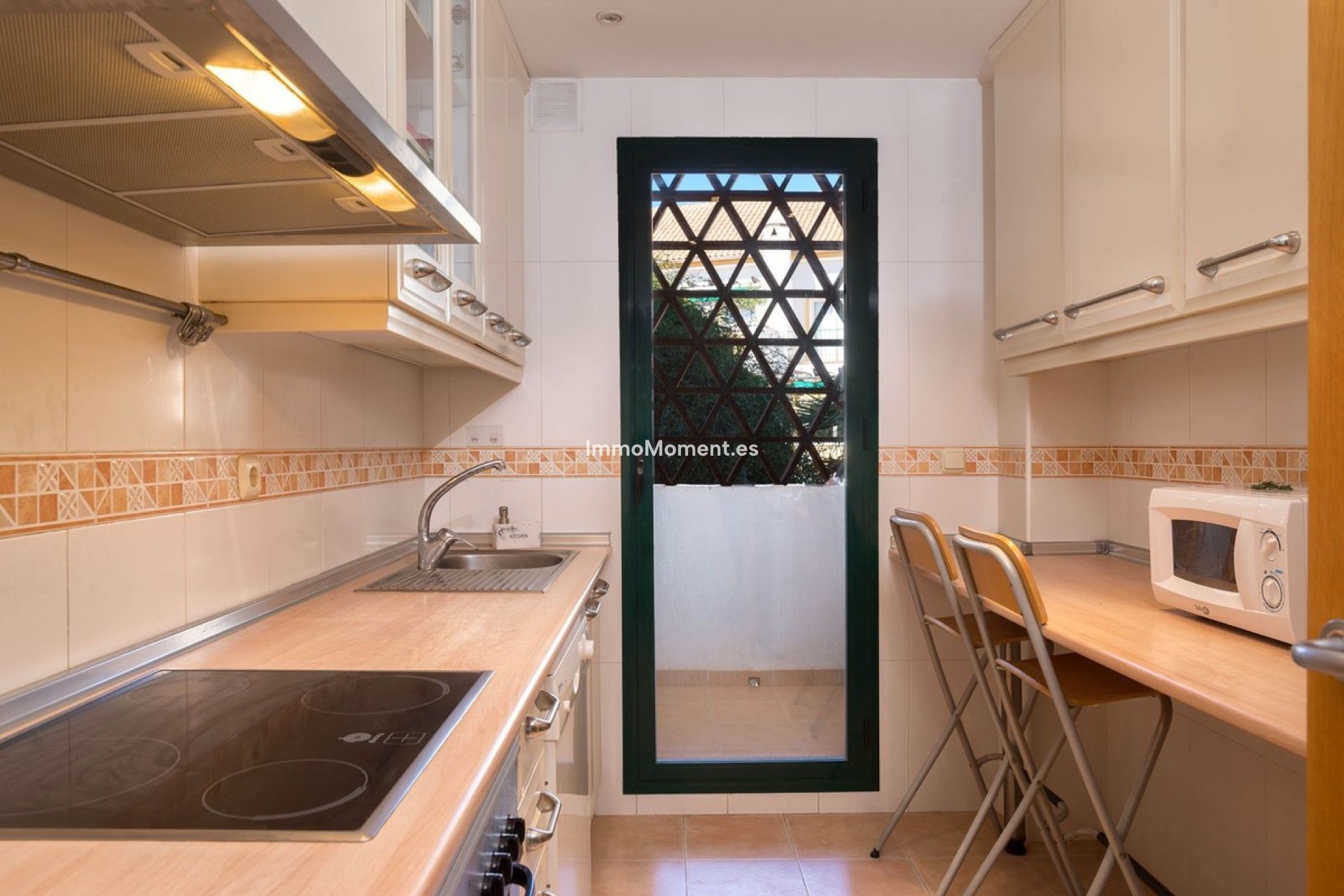 Resale - Apartment - Marbella - Marbesa