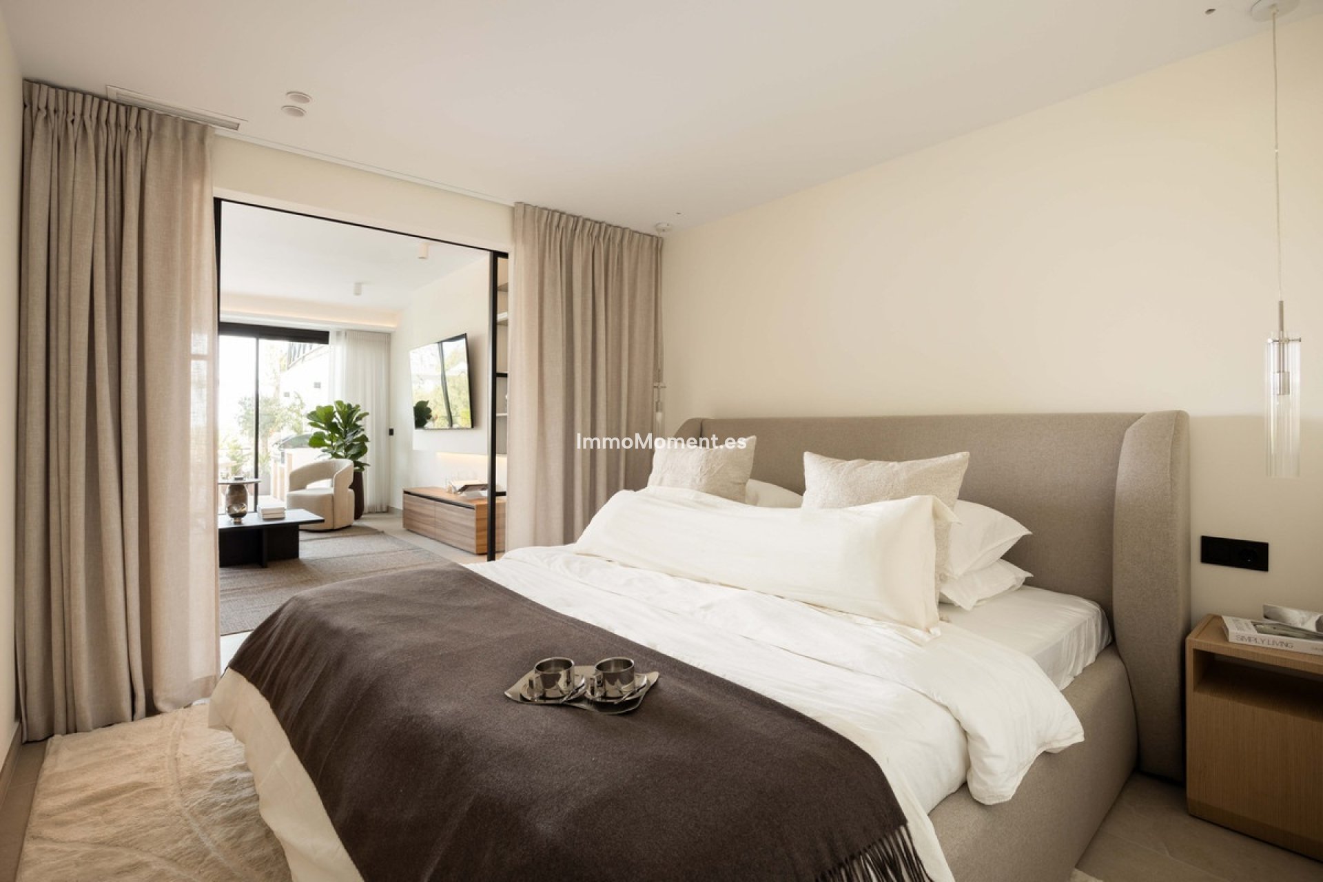 Resale - Apartment - Marbella - Nueva Andalucía