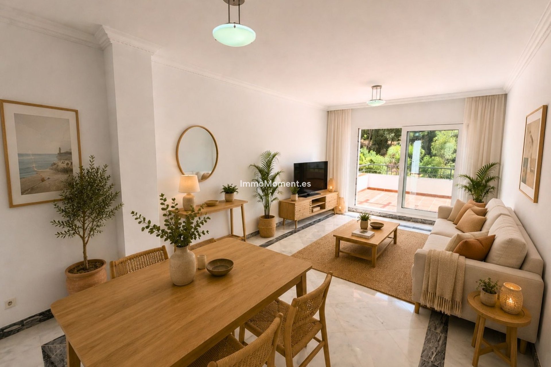 Resale - Apartment - Marbella - Nueva Andalucía
