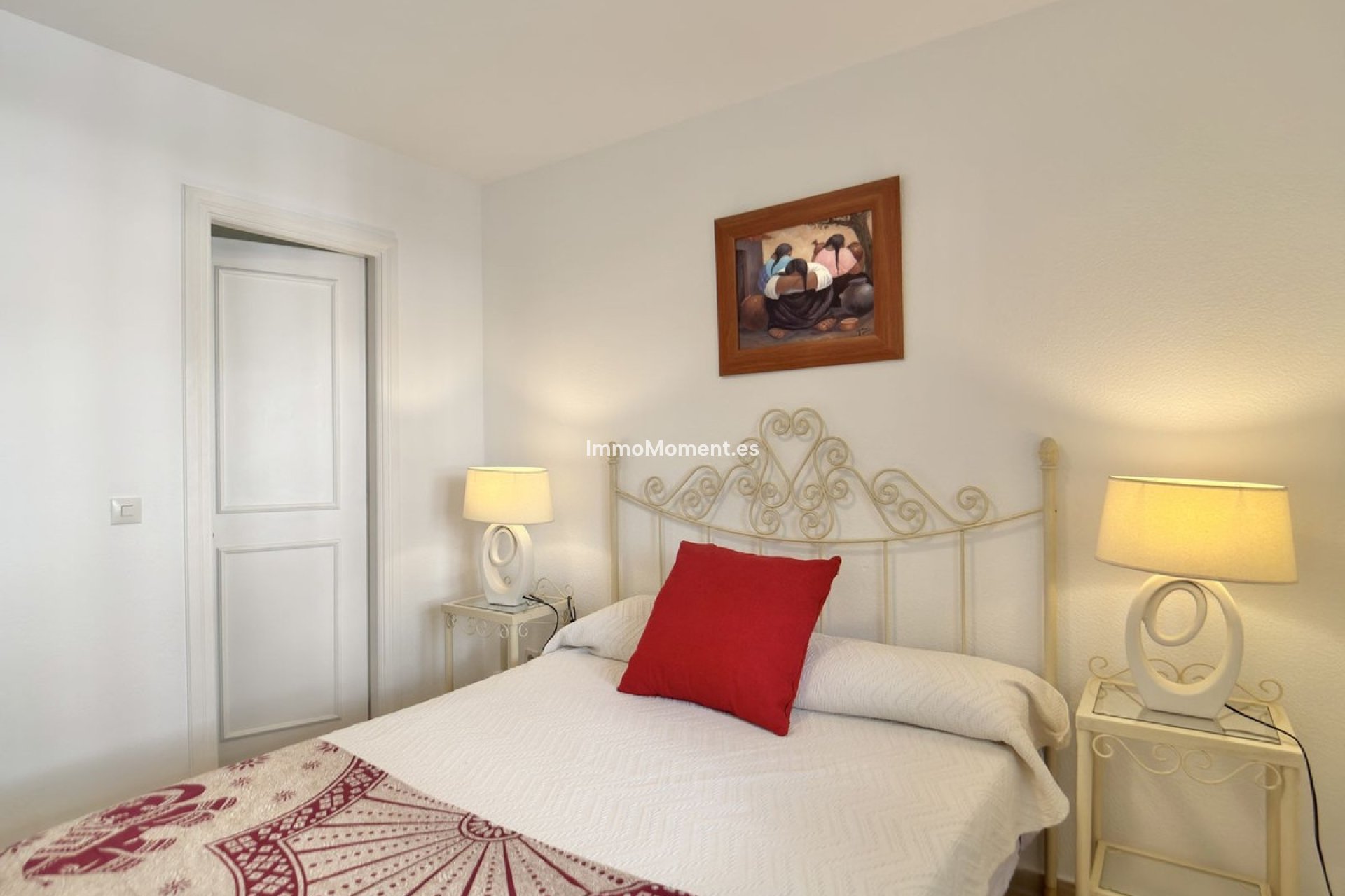 Resale - Apartment - Marbella - Nueva Andalucía