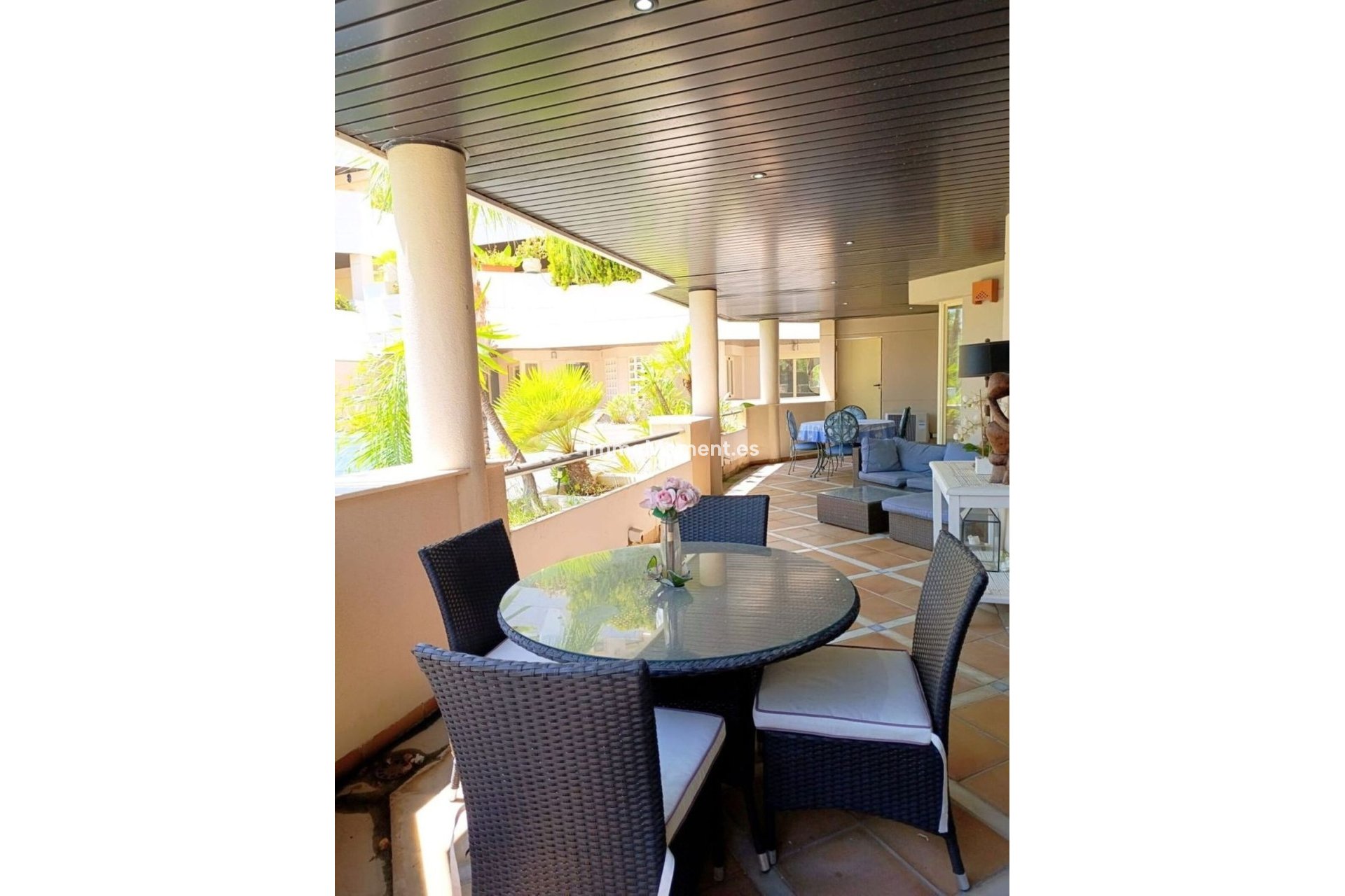 Resale - Apartment - Marbella - Nueva Andalucía