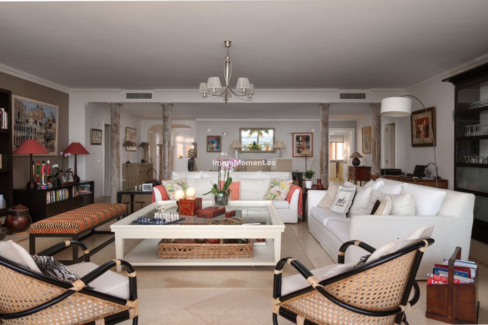 Resale - Apartment - Marbella - Nueva Andalucía