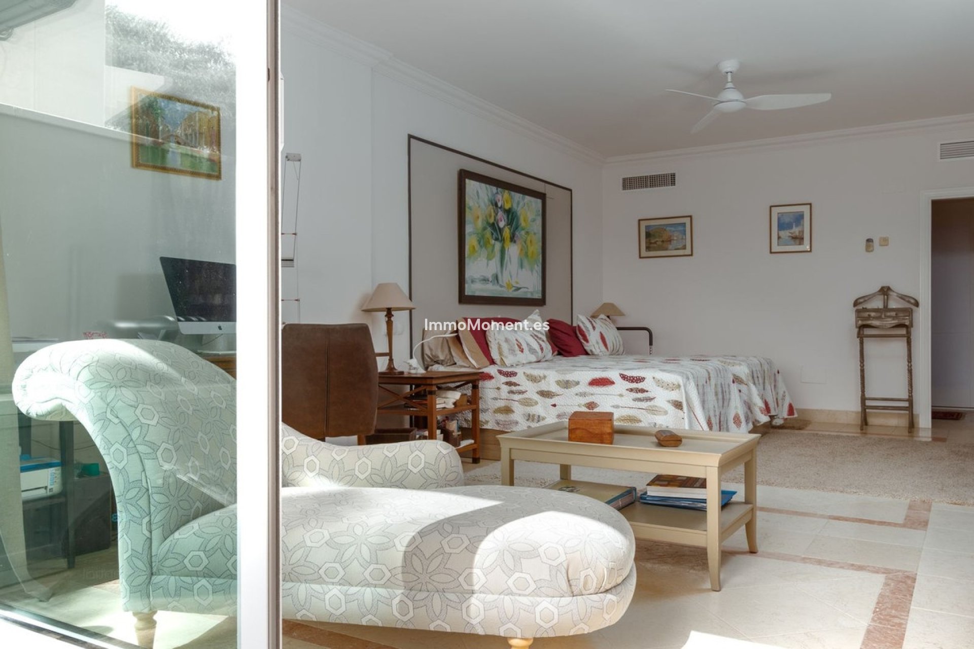 Resale - Apartment - Marbella - Nueva Andalucía
