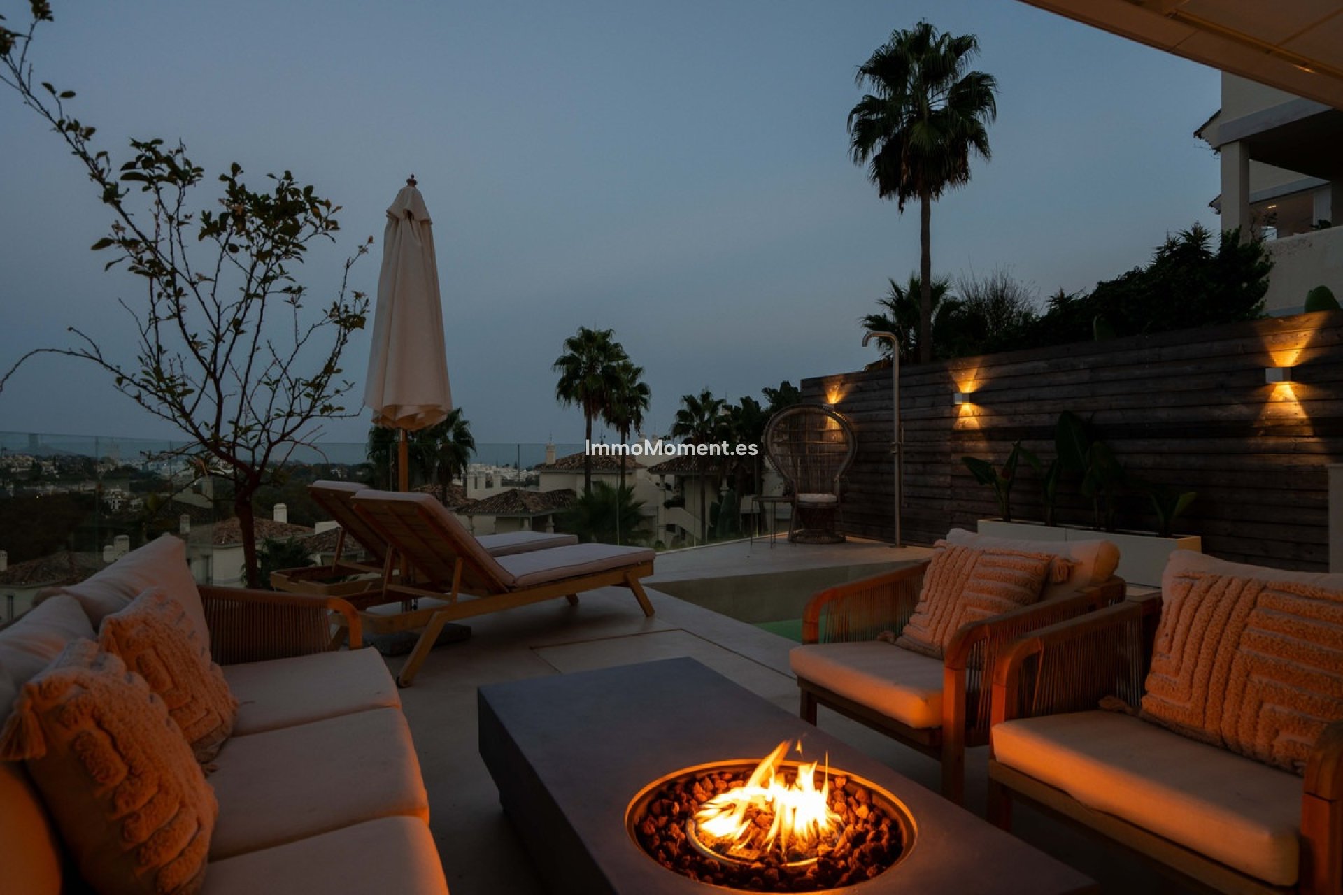 Resale - Apartment - Marbella - Nueva Andalucía