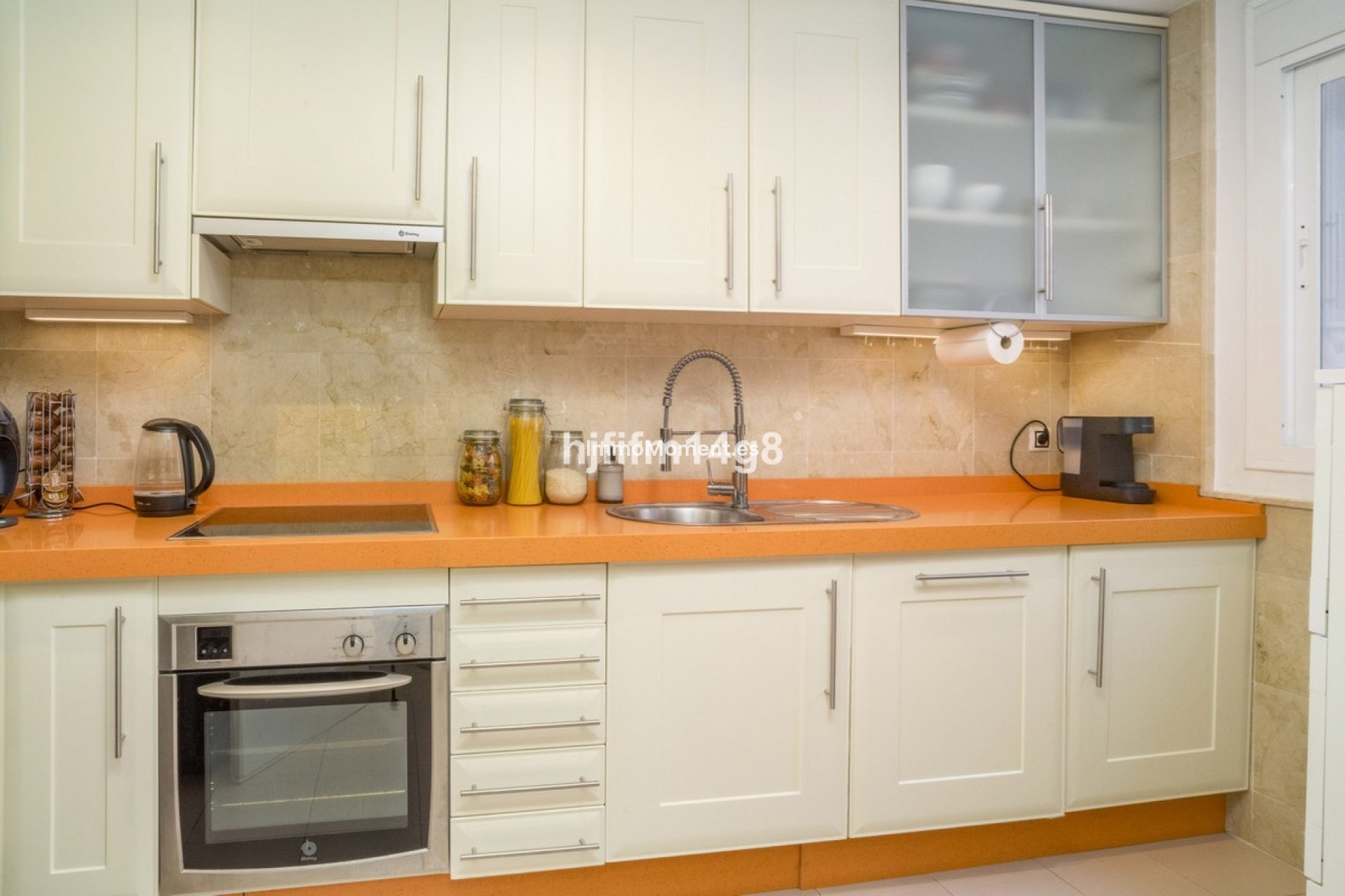 Resale - Apartment - Marbella - Nueva Andalucía