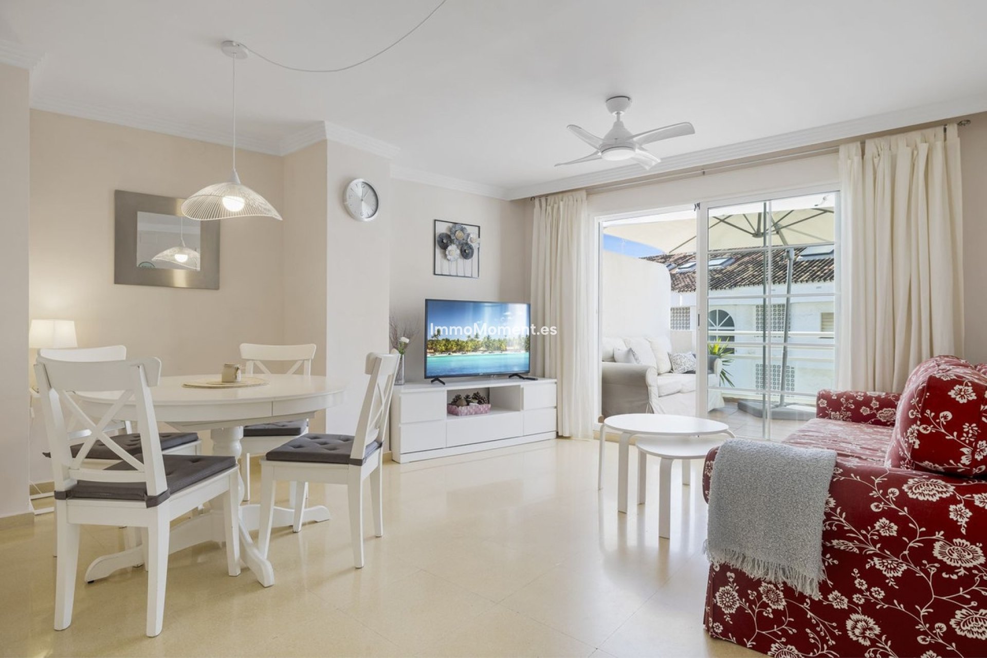 Resale - Apartment - Marbella - Nueva Andalucía
