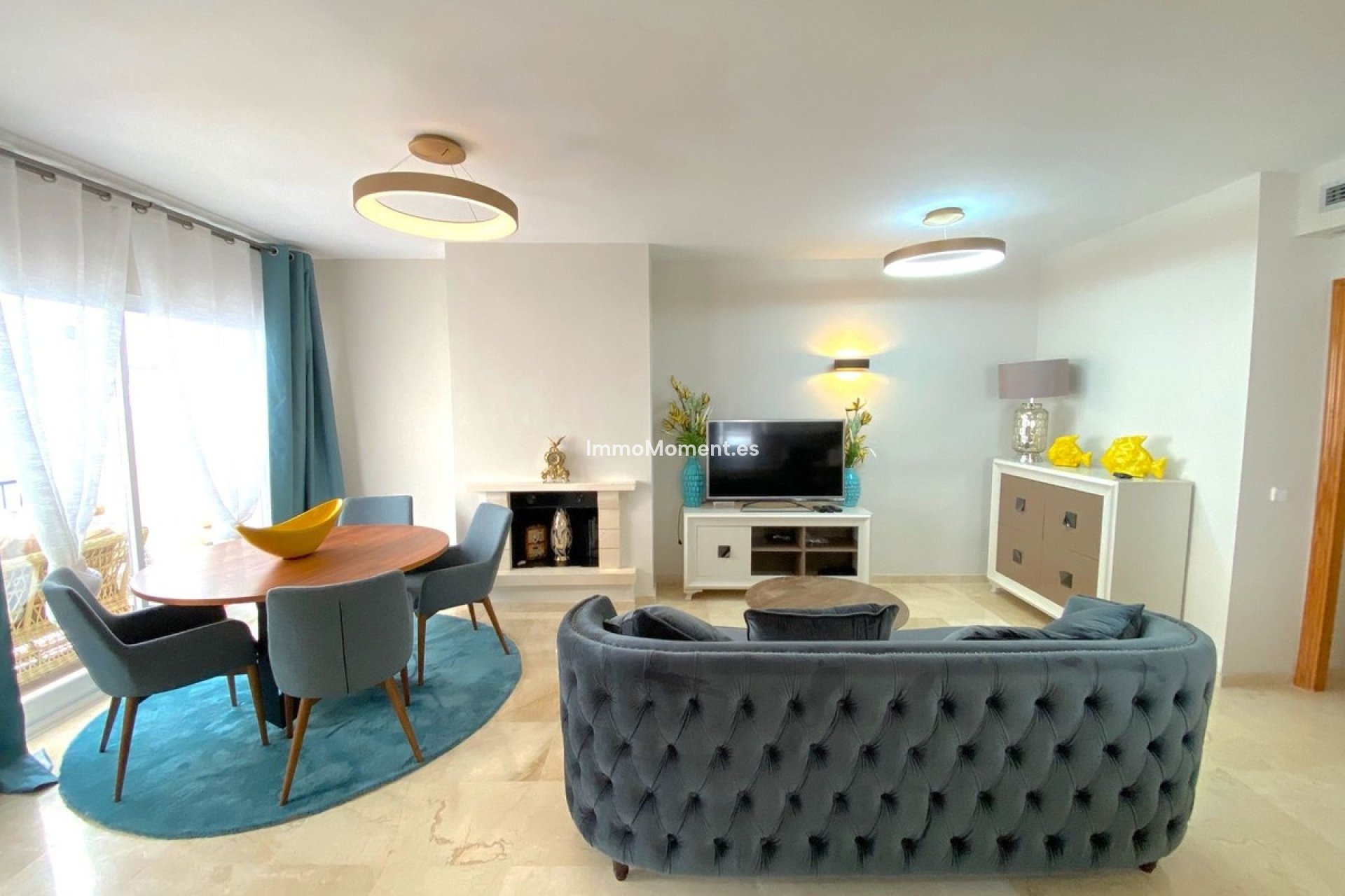 Resale - Apartment - Marbella - Nueva Andalucía