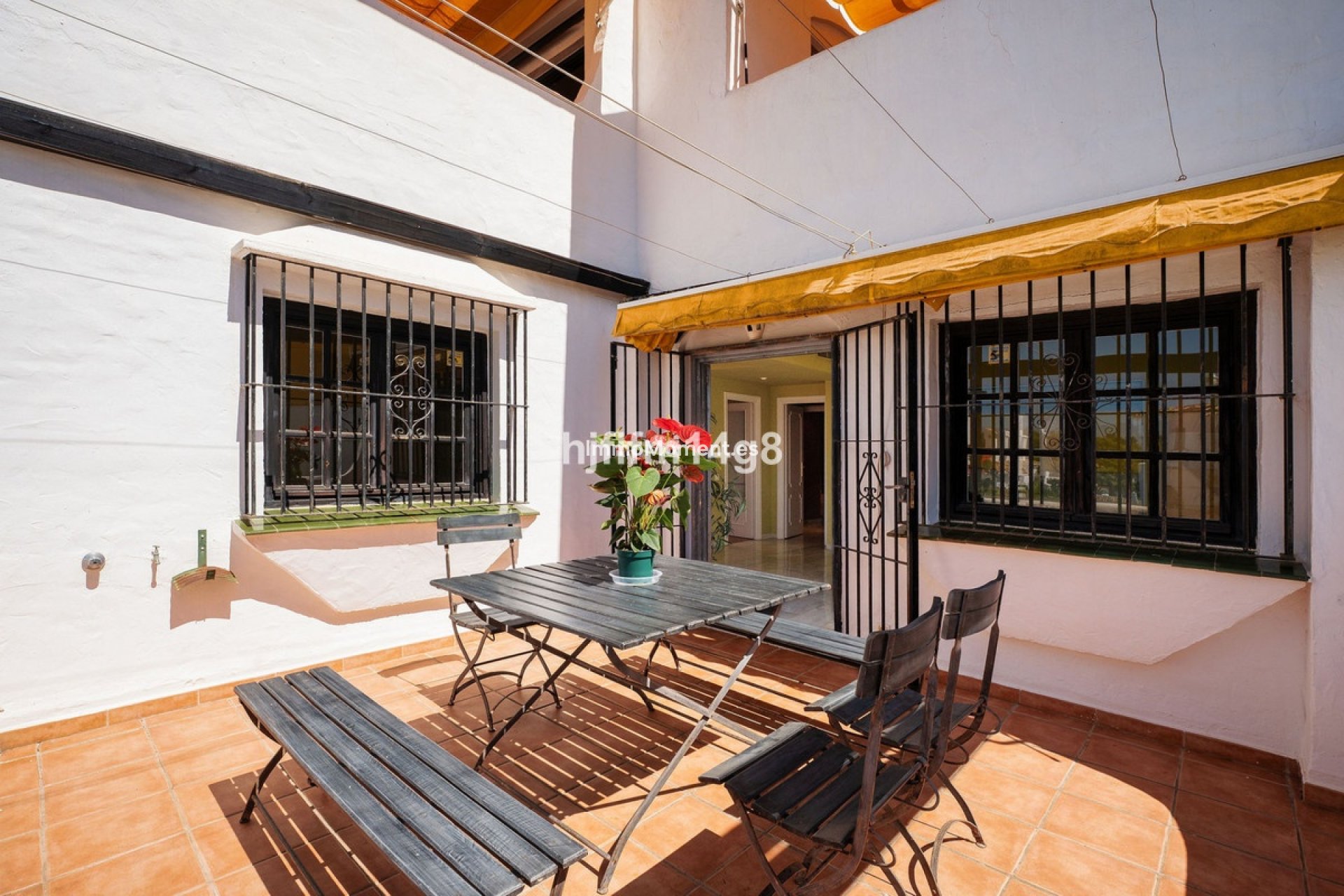 Resale - Apartment - Marbella - Nueva Andalucía