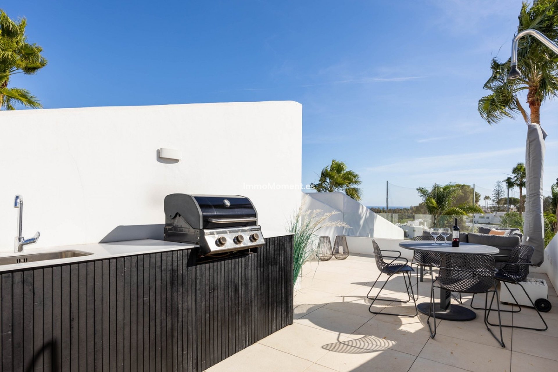 Resale - Apartment - Marbella - Nueva Andalucía