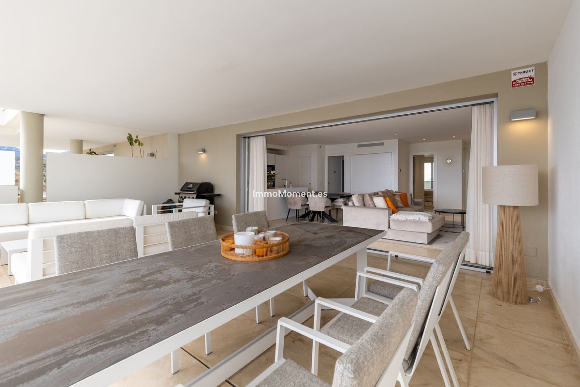 Resale - Apartment - Marbella - Nueva Andalucía