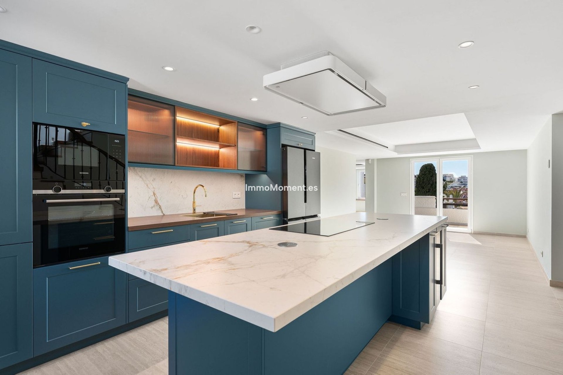 Resale - Apartment - Marbella - Nueva Andalucía