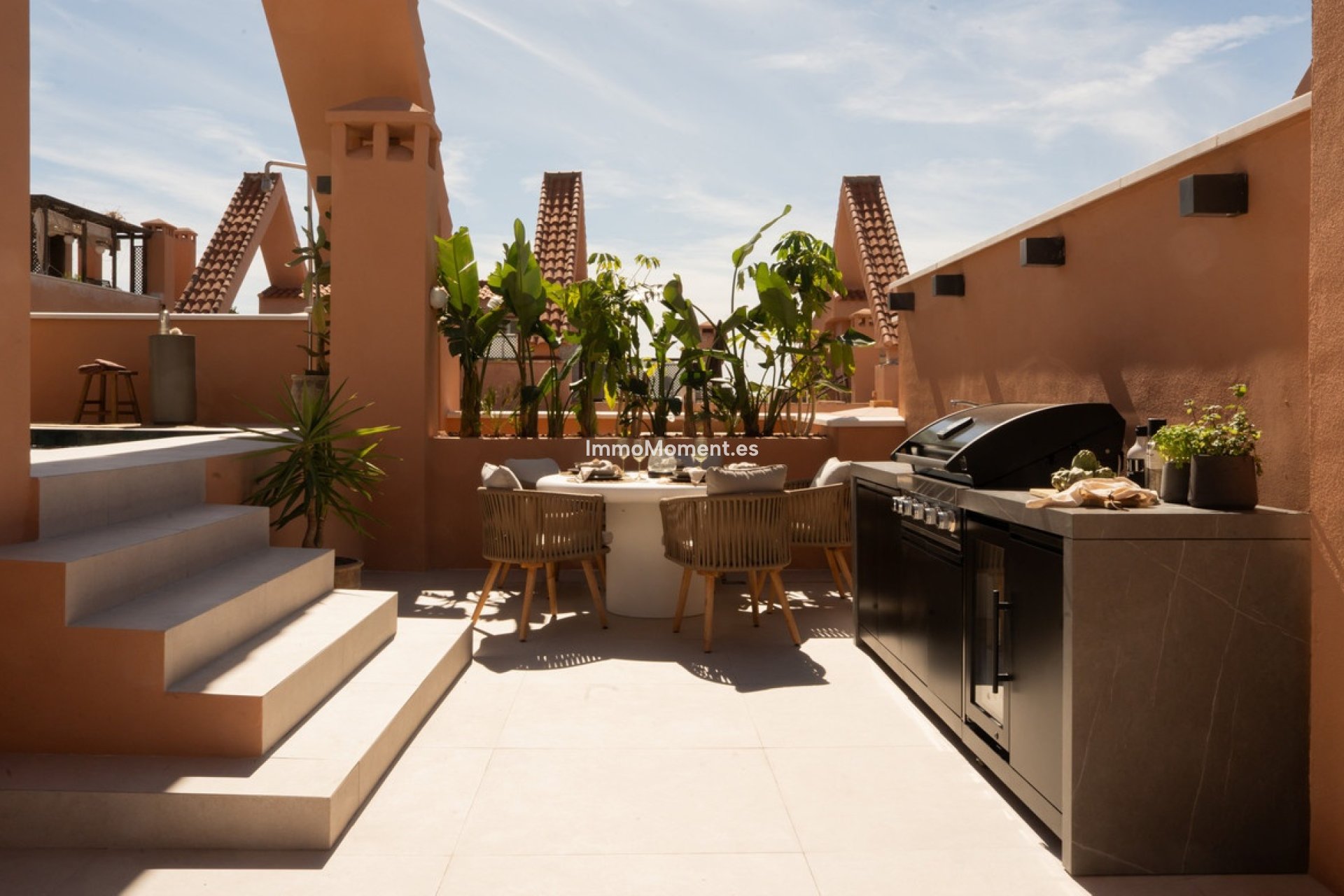 Resale - Apartment - Marbella - Nueva Andalucía