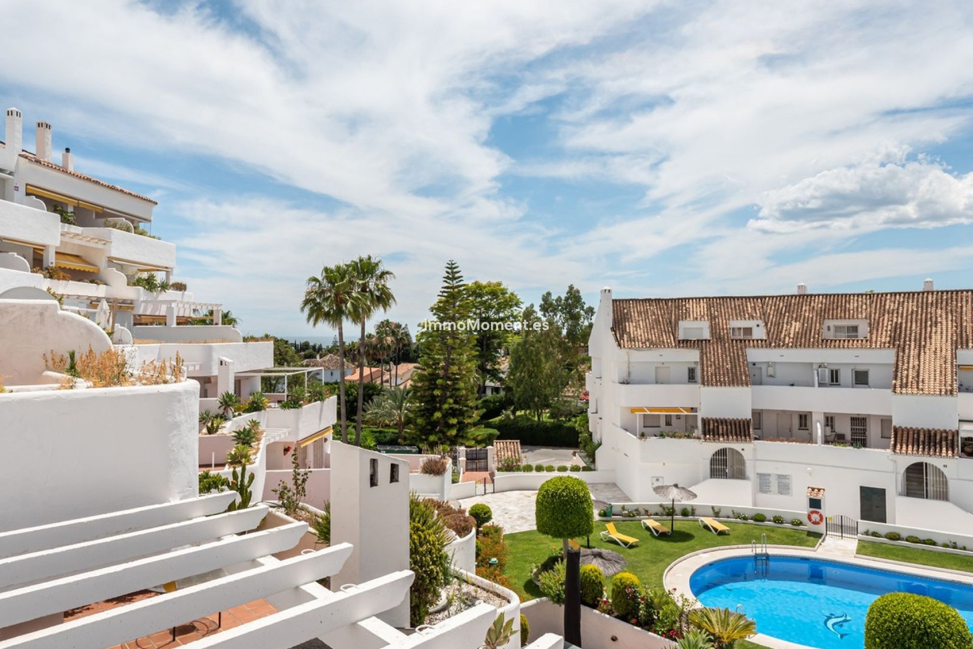 Resale - Apartment - Marbella - Nueva Andalucía